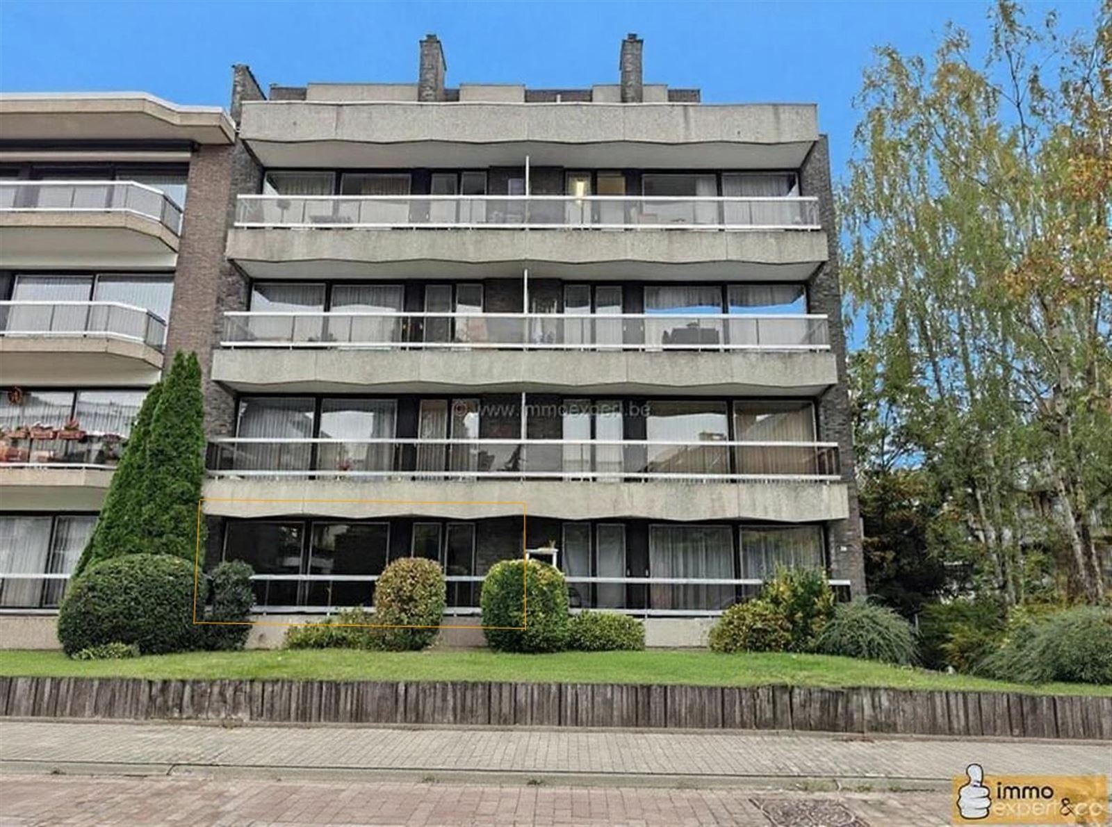 Hoofdfoto van de publicatie: STOMBEEK-BEVER: Ruim appartement + tuin + garage.