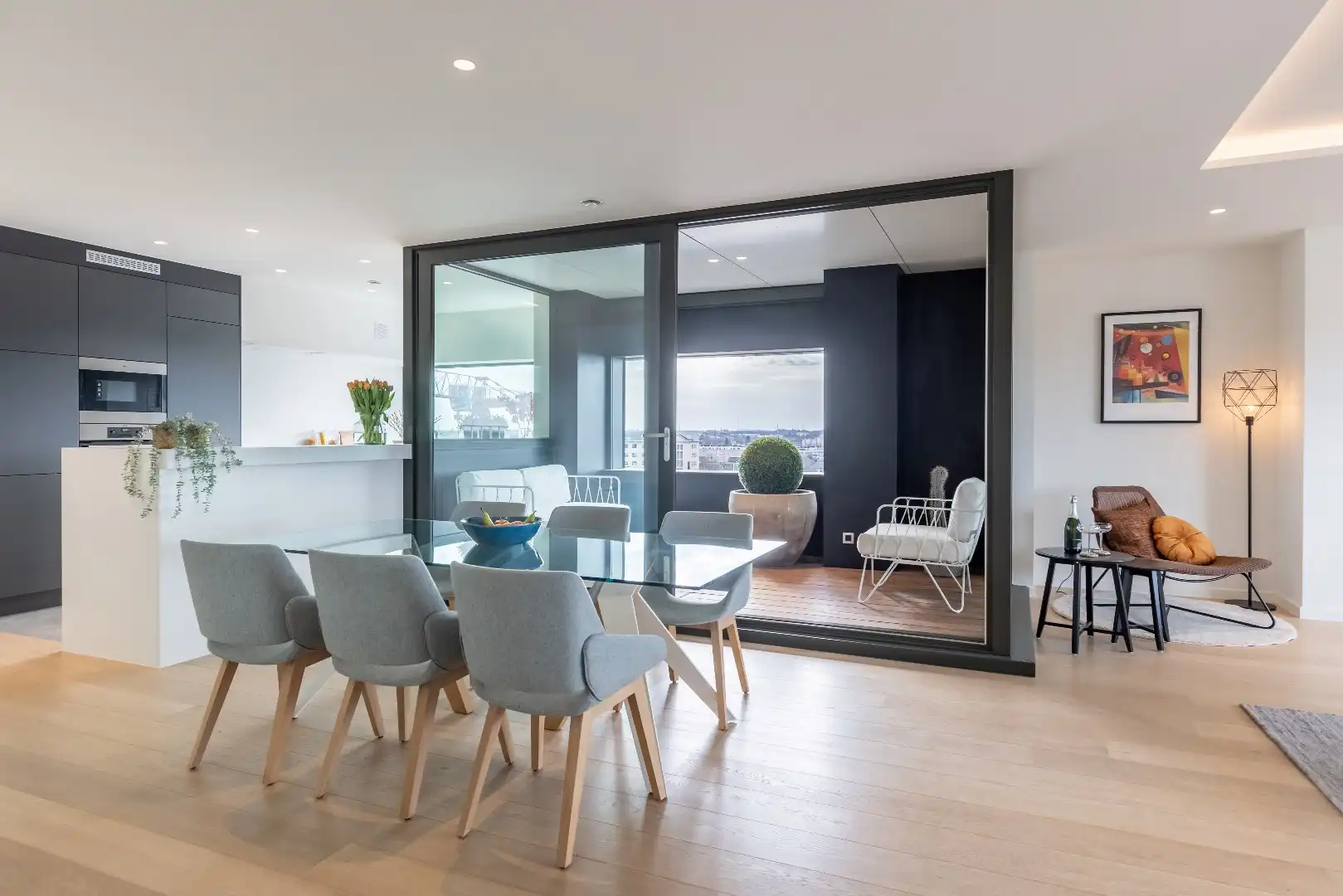 Appartement op de 10de verdieping van 137m² met twee slaapkamers foto 12