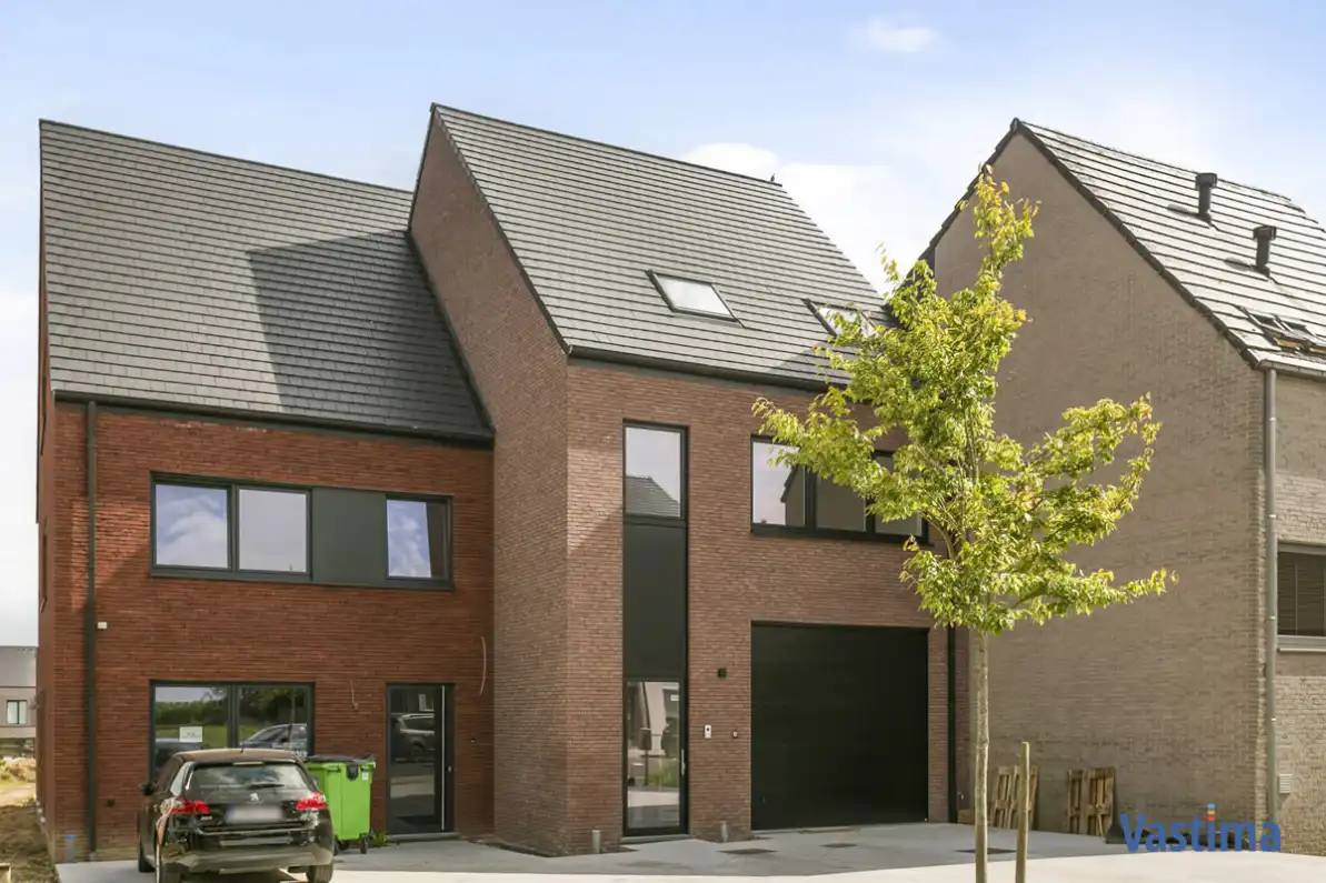 Rustig gelegen nieuwbouwappartement met 3 slaapkamers en staanplaats foto 2