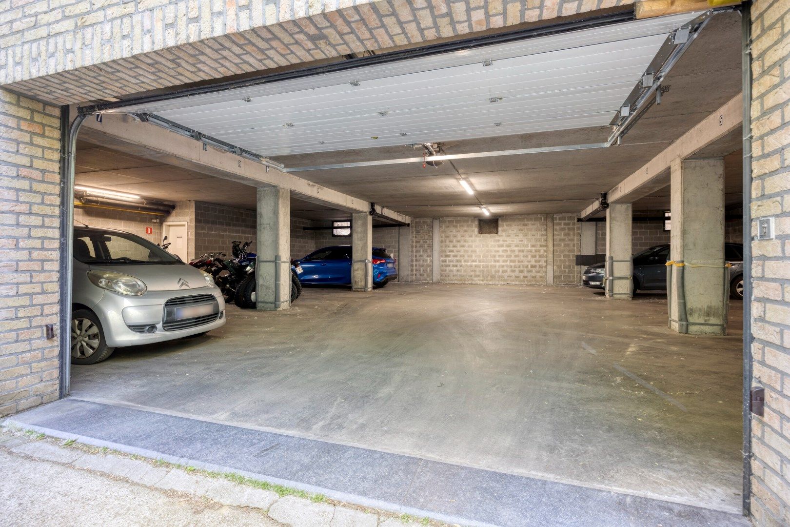 Goed gelegen 2-slaapkamerappartement  – EPC 105 kWh/m² - bewoonbare opp. 95 m² foto 18