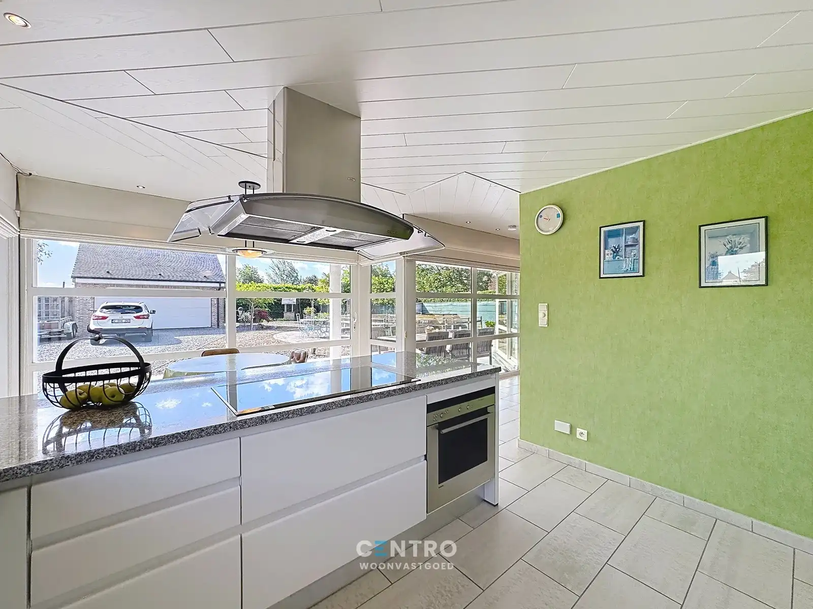 Onmiddellijk instapklare woning met 4 slpks, bureel én ZUIDger. tuin! foto 5