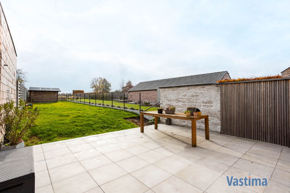 Recente gezinswoning met ruimte, comfort én een uitstekende ligging foto 23