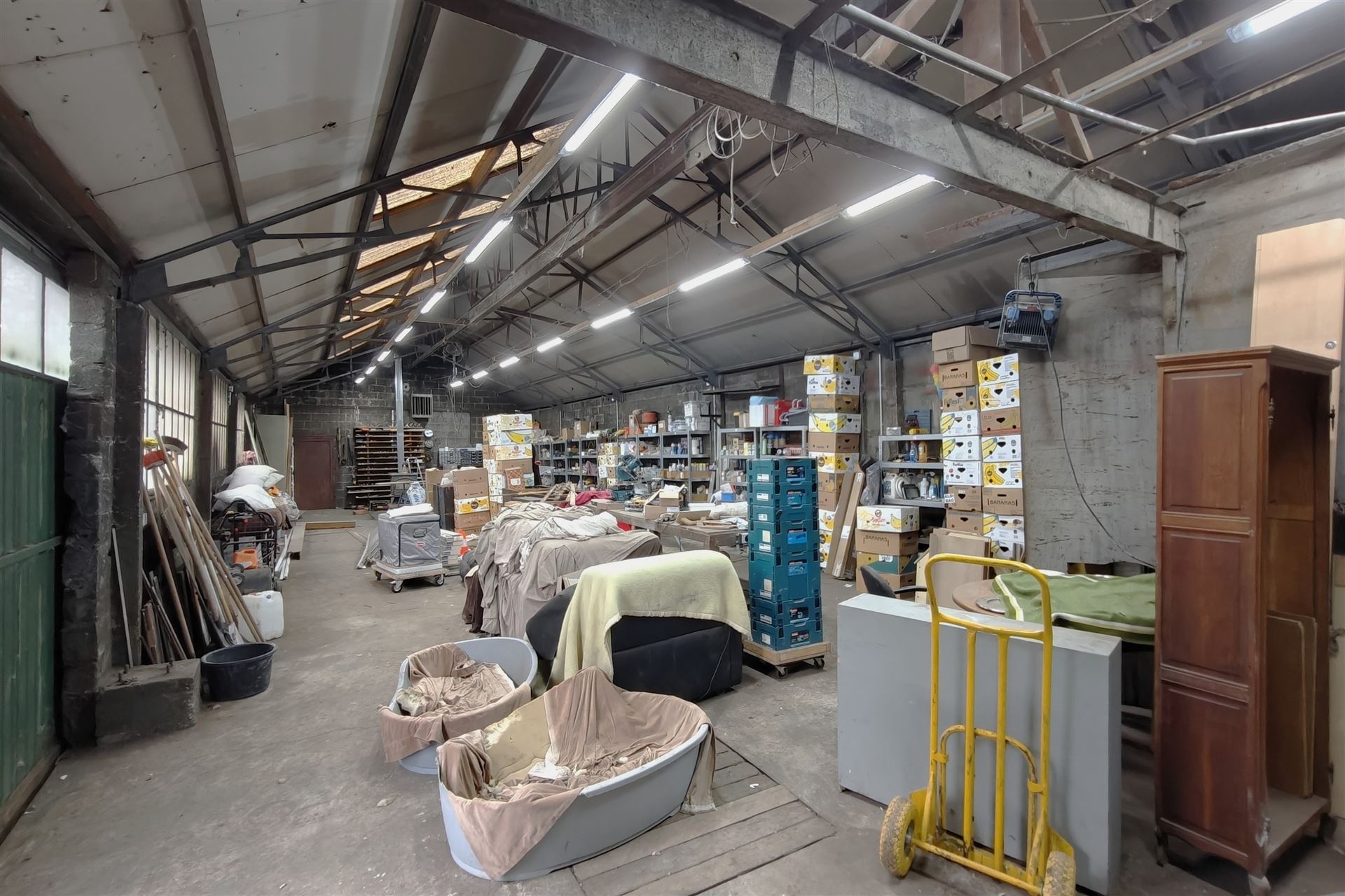 Unieke deels gerenoveerde woning met loods (205m²) en privaat bos op 24a80ca in het rustige Zelem (Halen) foto 7