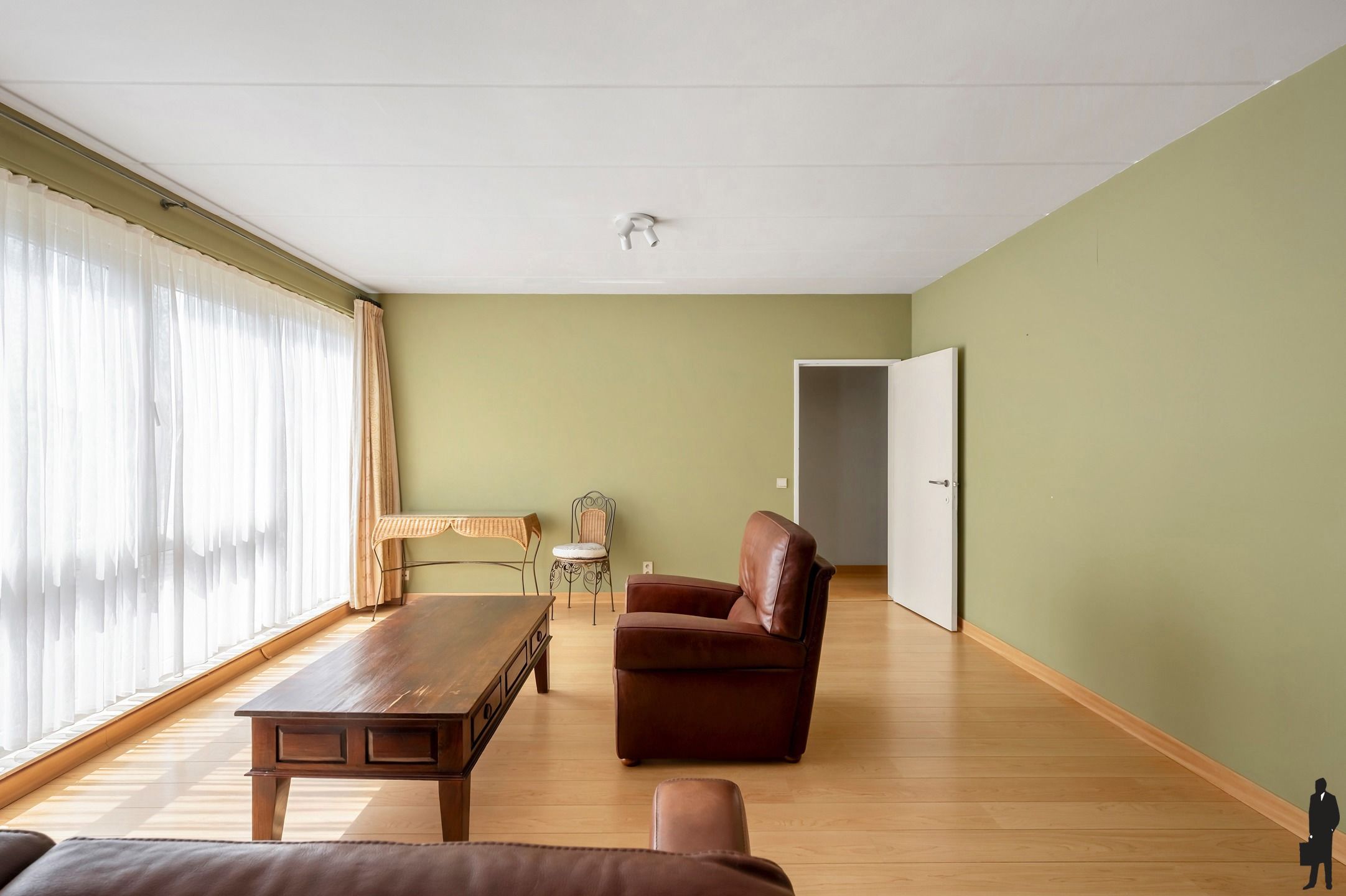 Ruim appartement met terras in het centrum van Nieuwmoer foto 6