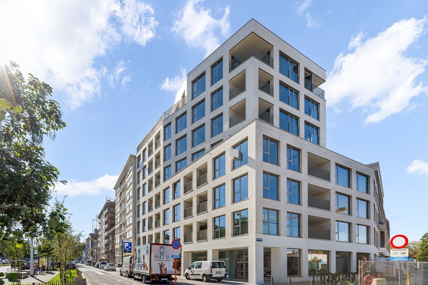 BEN app. met 3 slpkrs incl. parking en berging op unieke locatie foto {{pictureIndex}}
