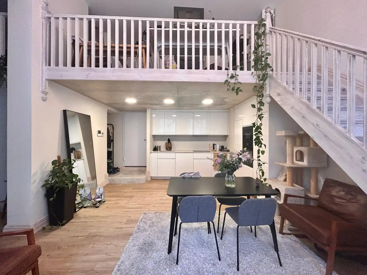 Uniek 1‑slpk appartement met vide foto 2