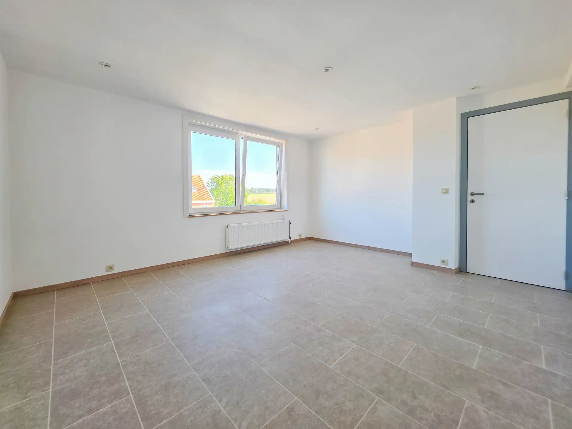 Ruim en volledig gerenoveerd appartement  foto 9