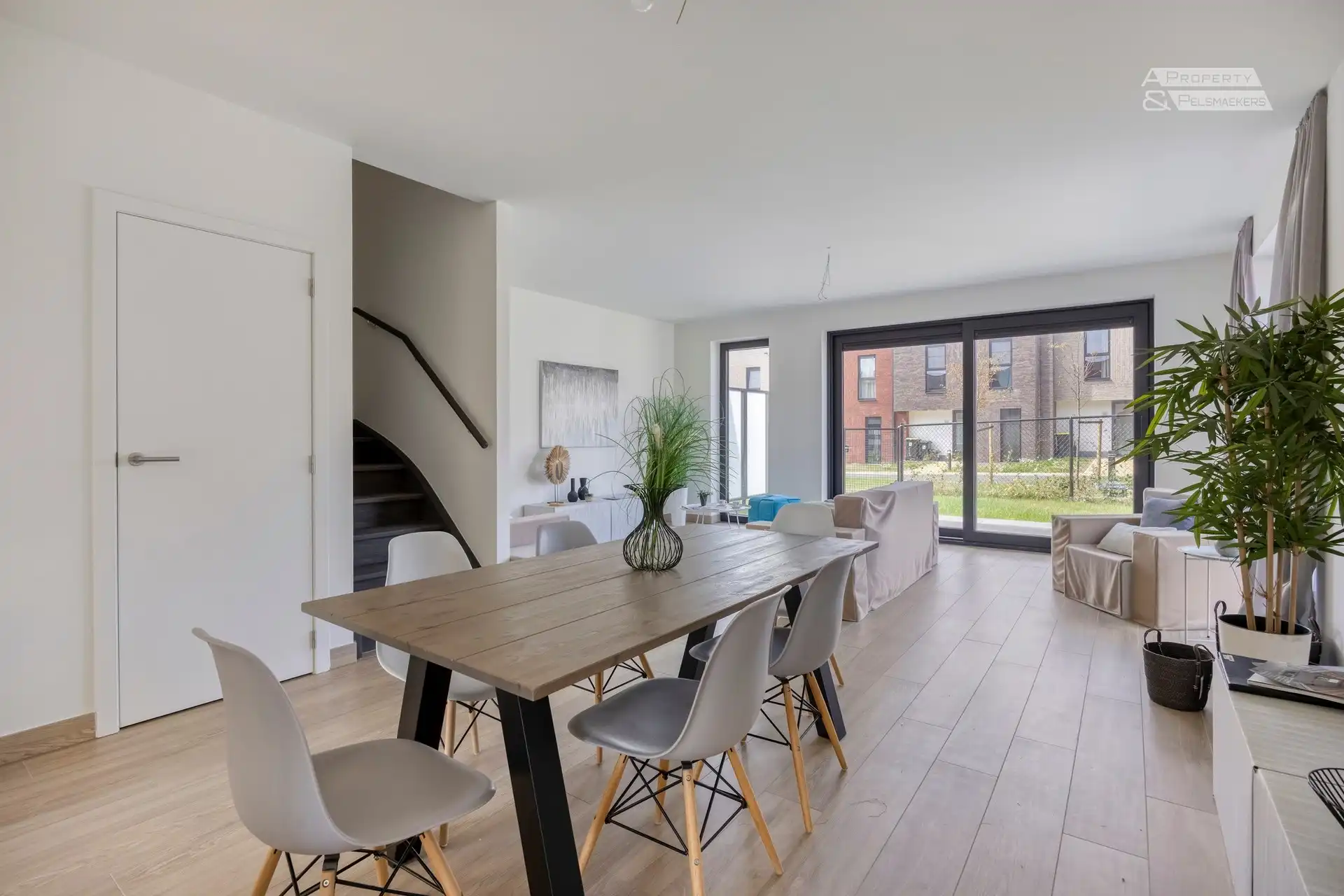 Ontdek deze prachtige nieuwbouwwoning op een toplocatie foto 3