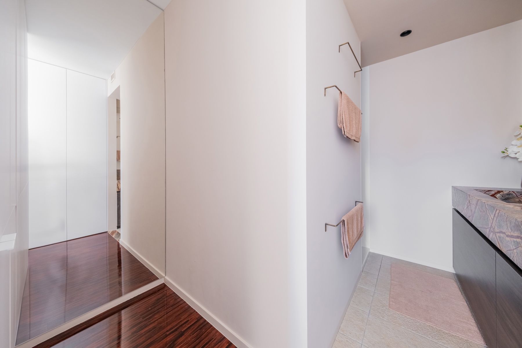 Gemeubeld luxeappartement met adembenemend uitzicht foto 6