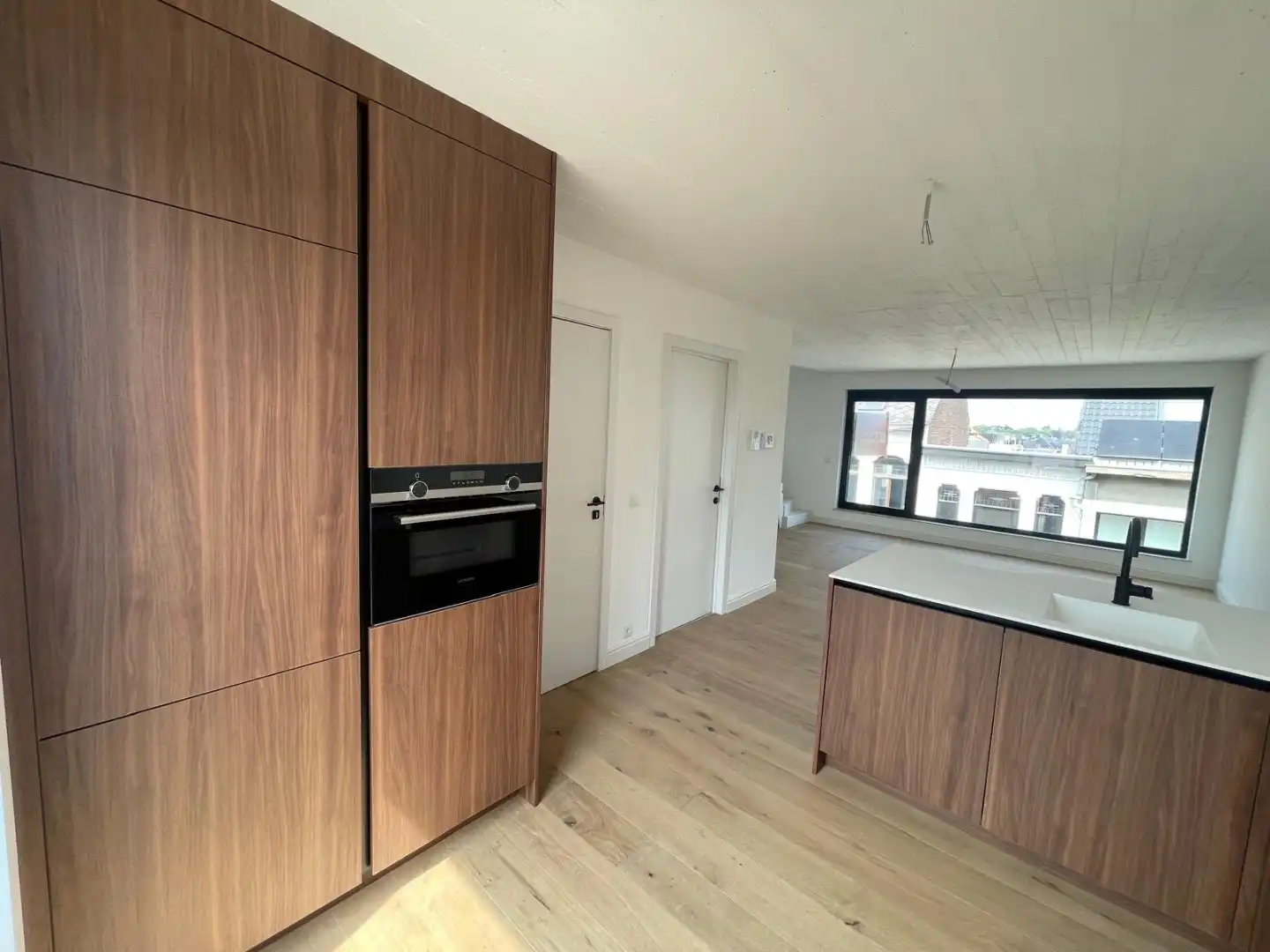 Trendy duplex dakappartement aan 6% BTW centrum Lier met zuid-gericht terras! foto 6