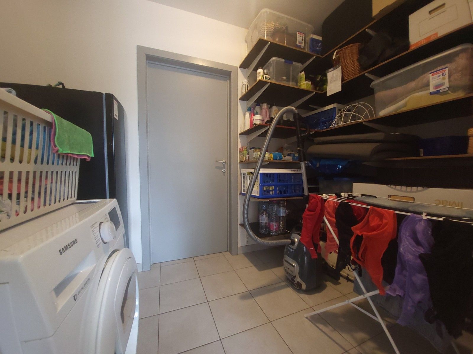 Ruime, instapklare woning te Nevele foto 9
