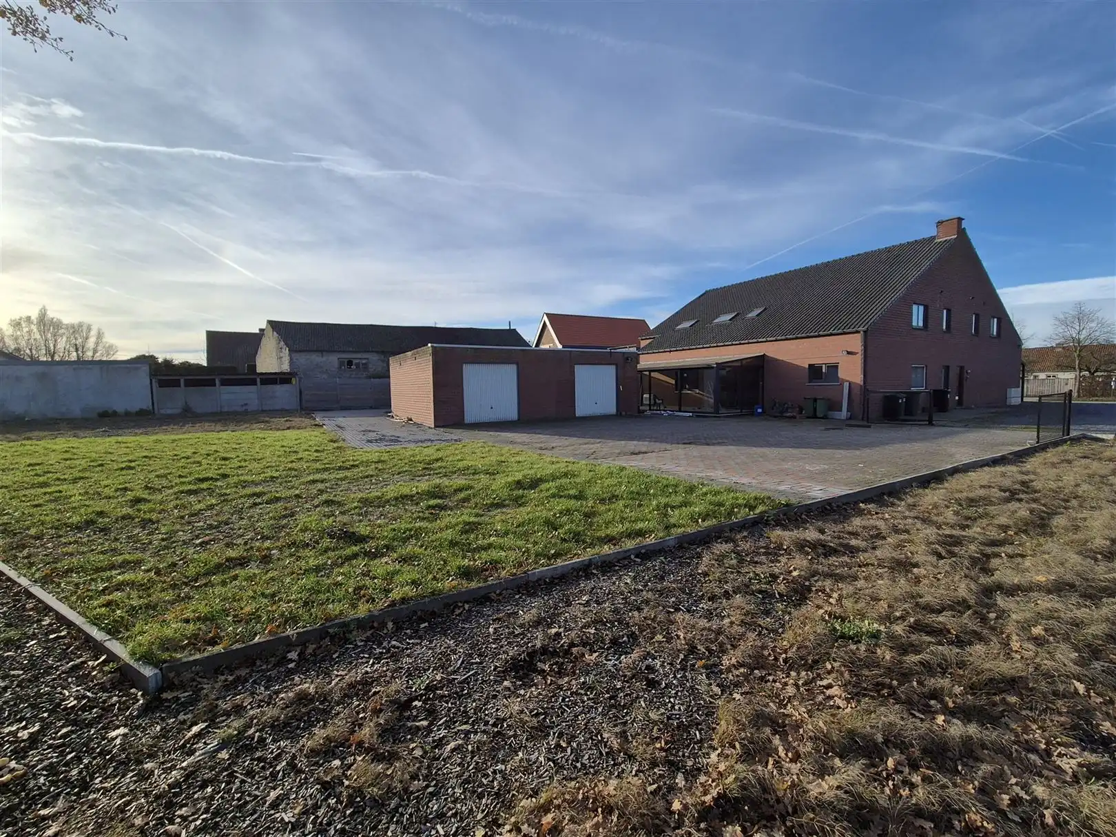 Handelsruimte met aansluitend appartement foto 22