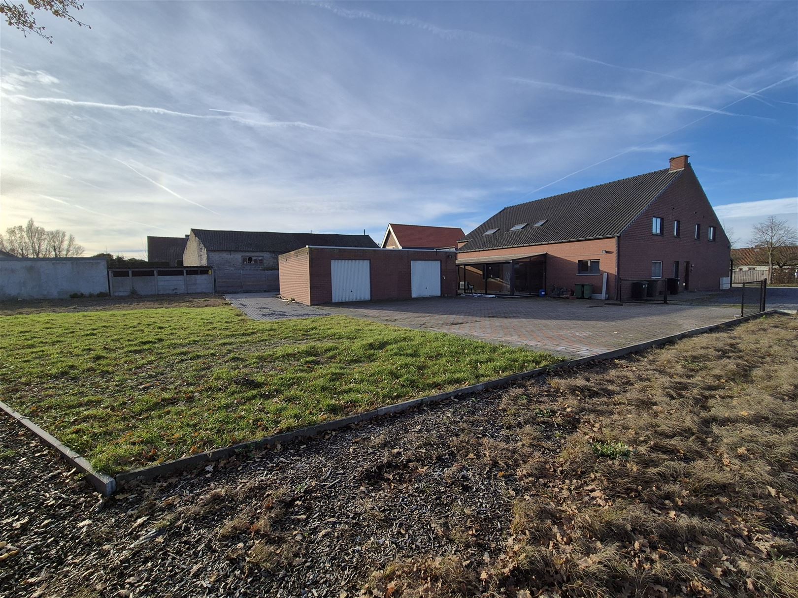 Handelsruimte met aansluitend appartement foto 22