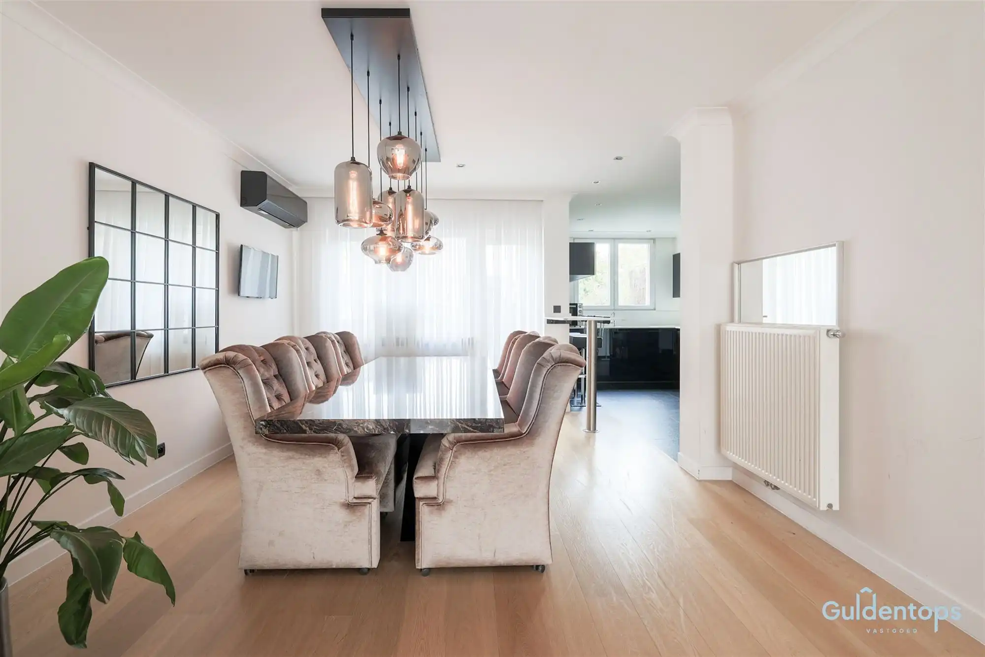 Knappe ruime woning op absolute toplocatie foto 13