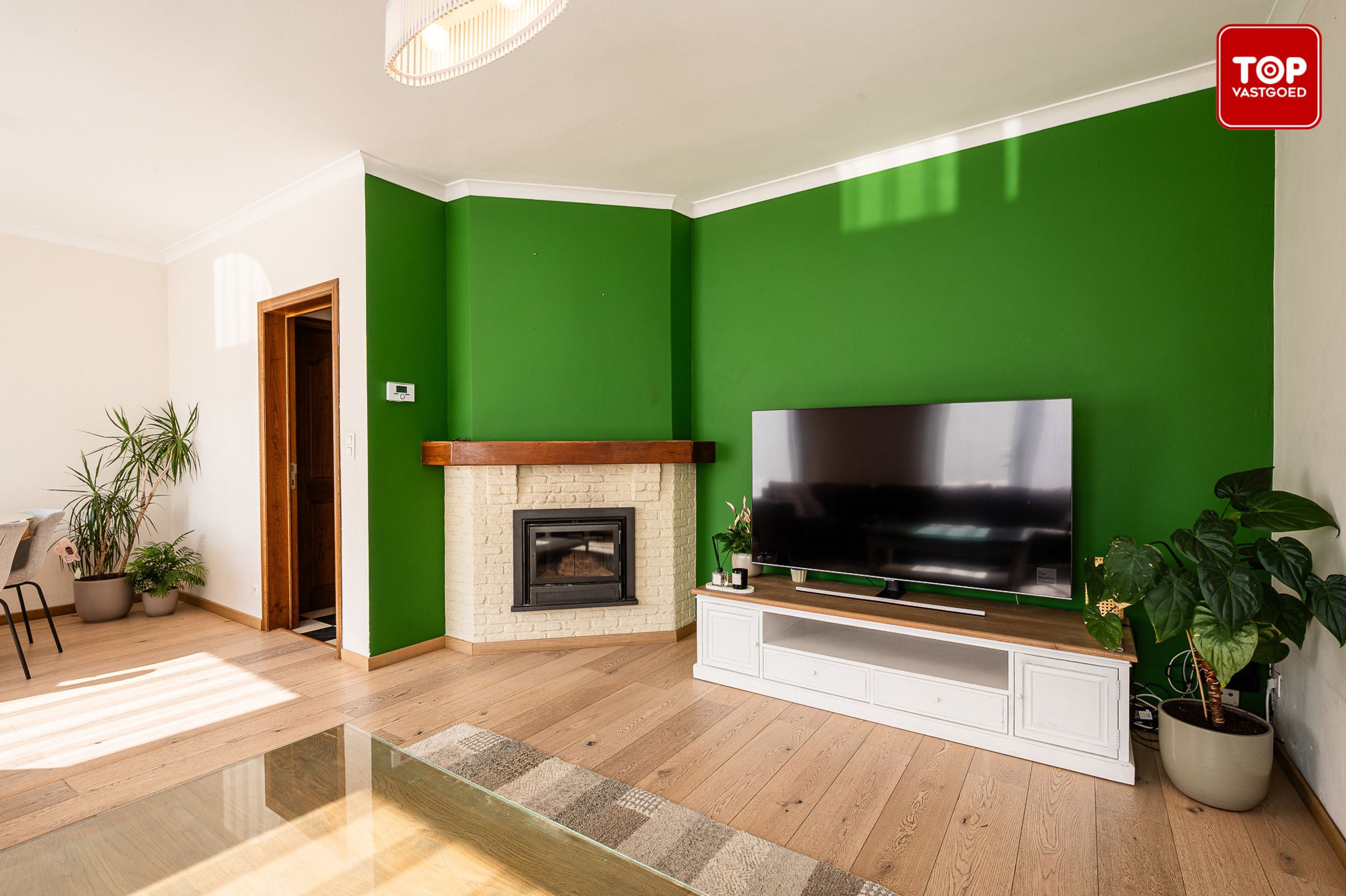 Instapklare halfopen bebouwing met drie slaapkamers foto 8