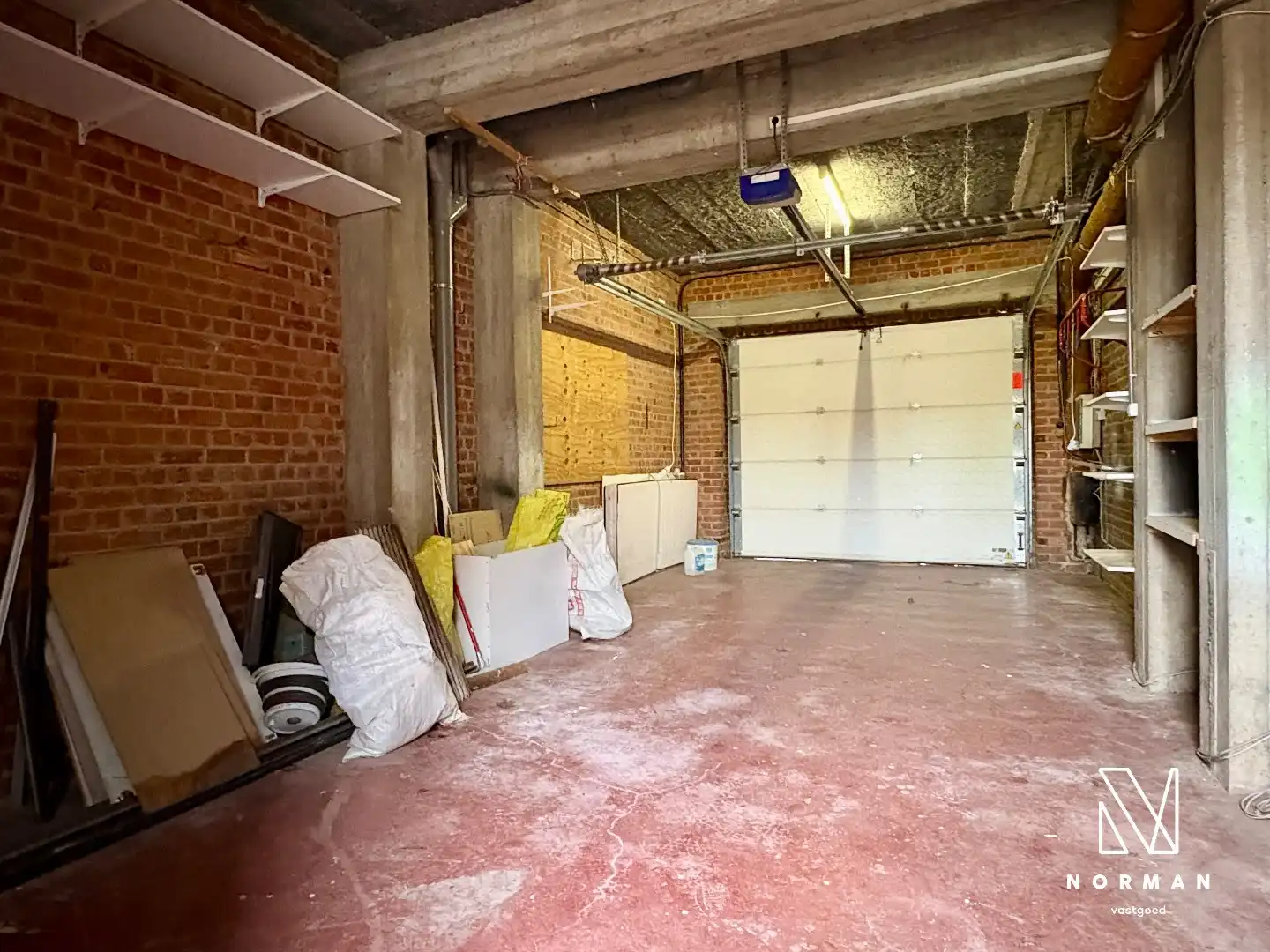 Ruime woning te koop met 4 slaapkamers en een grote garage te Harelbeke!  foto 17