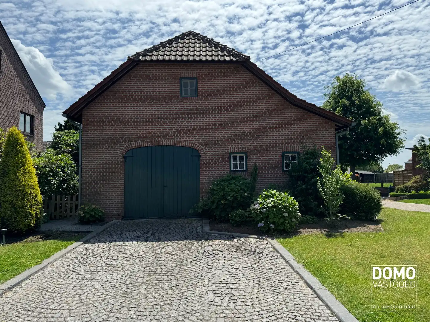 Charmante open bebouwing met 3 slaapkamers, 2 badkamers en prachtige tuin te huur foto 23