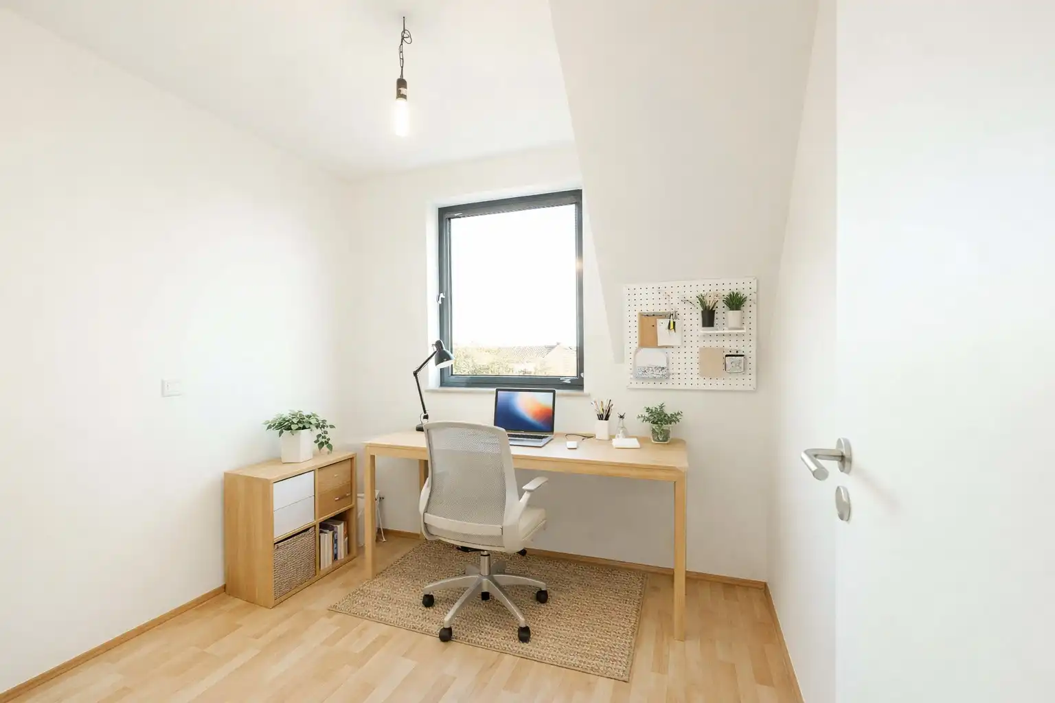 INSTAPKLAAR APPARTEMENT (146 m²) MET 3 SLPKS IN HARTJE TIELT foto 8