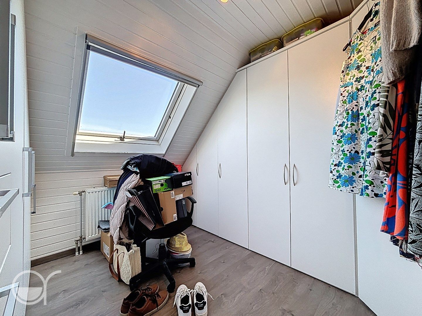 Instapklare rijwoning met tuin en 2 parkeerplaatsen  foto 6