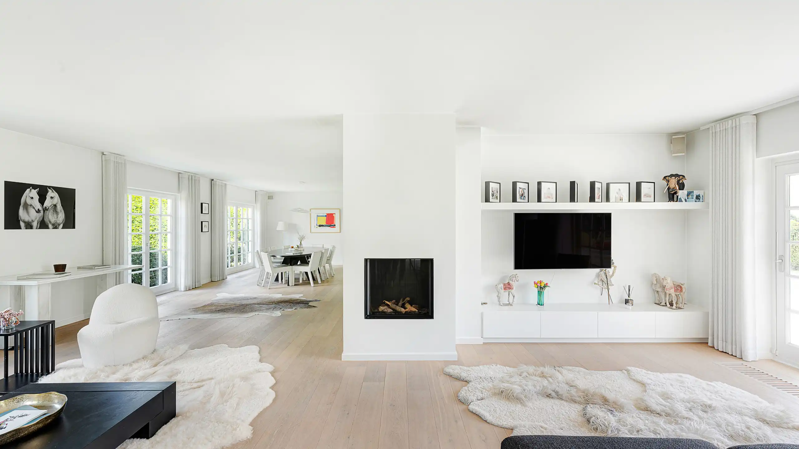 Exclusieve villa met zwembad op een residentiële topligging foto 12