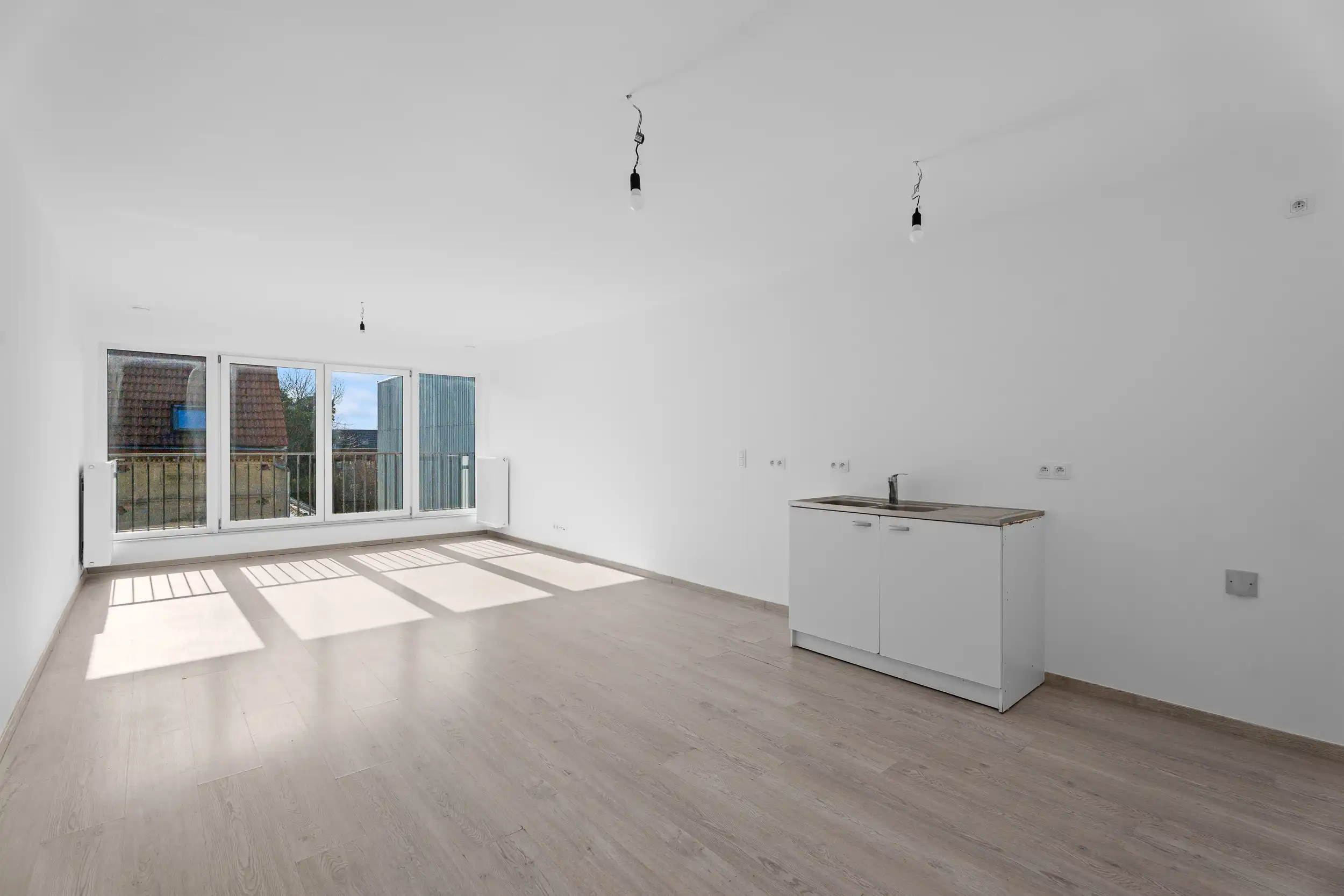 Ruim en lichtrijk 3-slaapkamer appartement in Haren foto 2