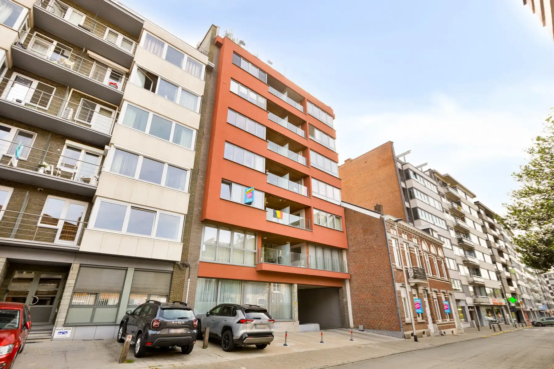 Stijlvol appartement met twee slaapkamers aan de stadsrand foto 2