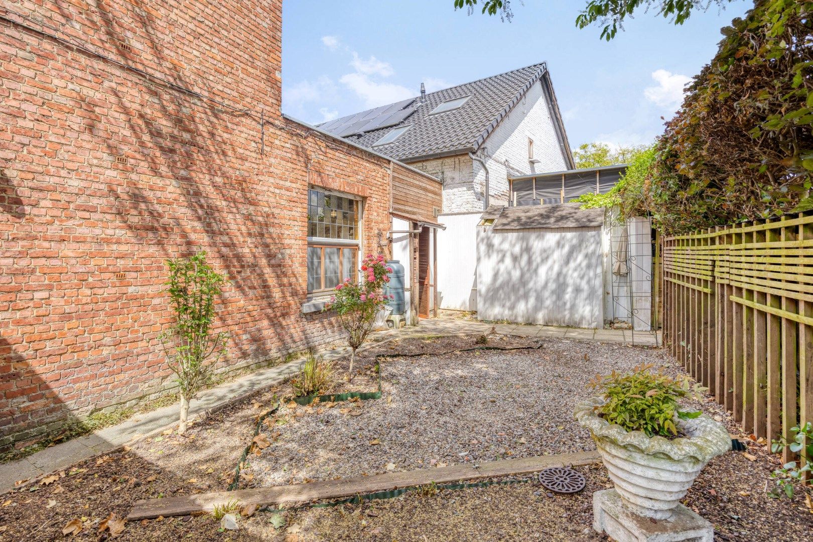Ruime gezinswoning met veelzijdige indeling en tuin in de Platte Lostraat – EPC 697 kWh/m² – bewoonbare oppervlakte 259 m² foto 36