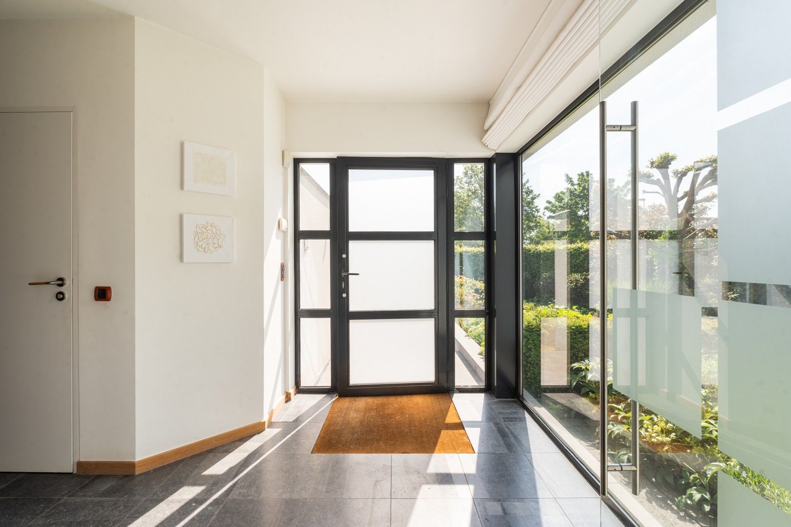 Luxueuze lichtrijke architectenwoning te Lochristi foto 6