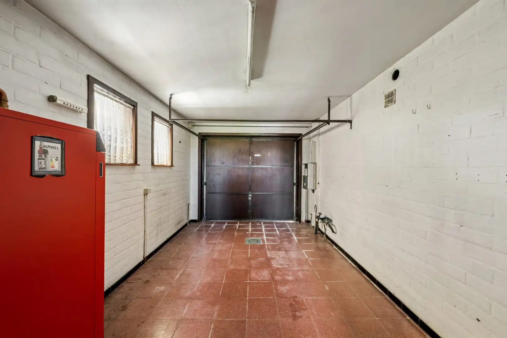 Instapklare open woning met 3 slaapkamers, garage, carport en tuin in Roeselare foto 10