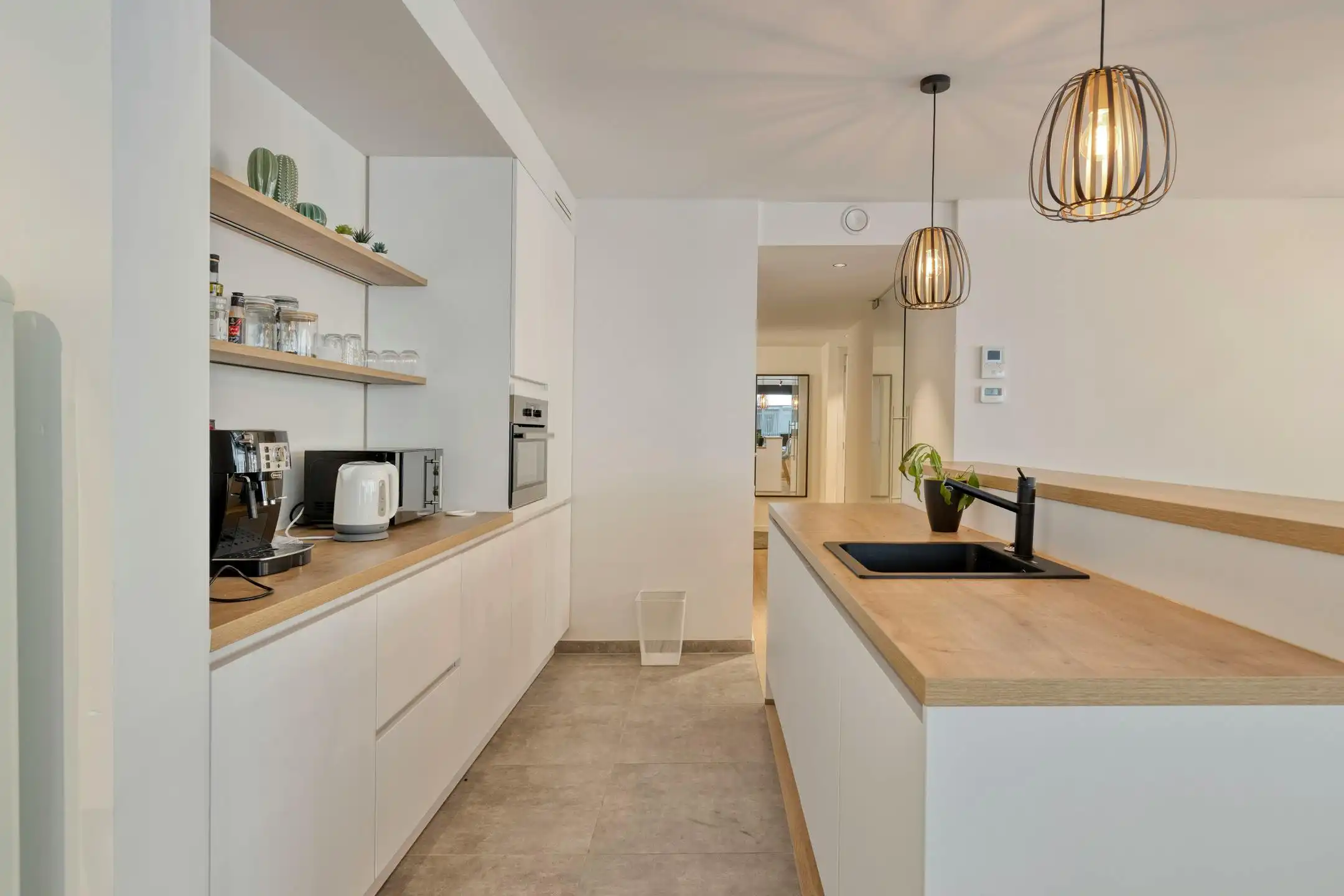 Modern en prachtig afgewerkt appartement in hartje Roeselare foto 3