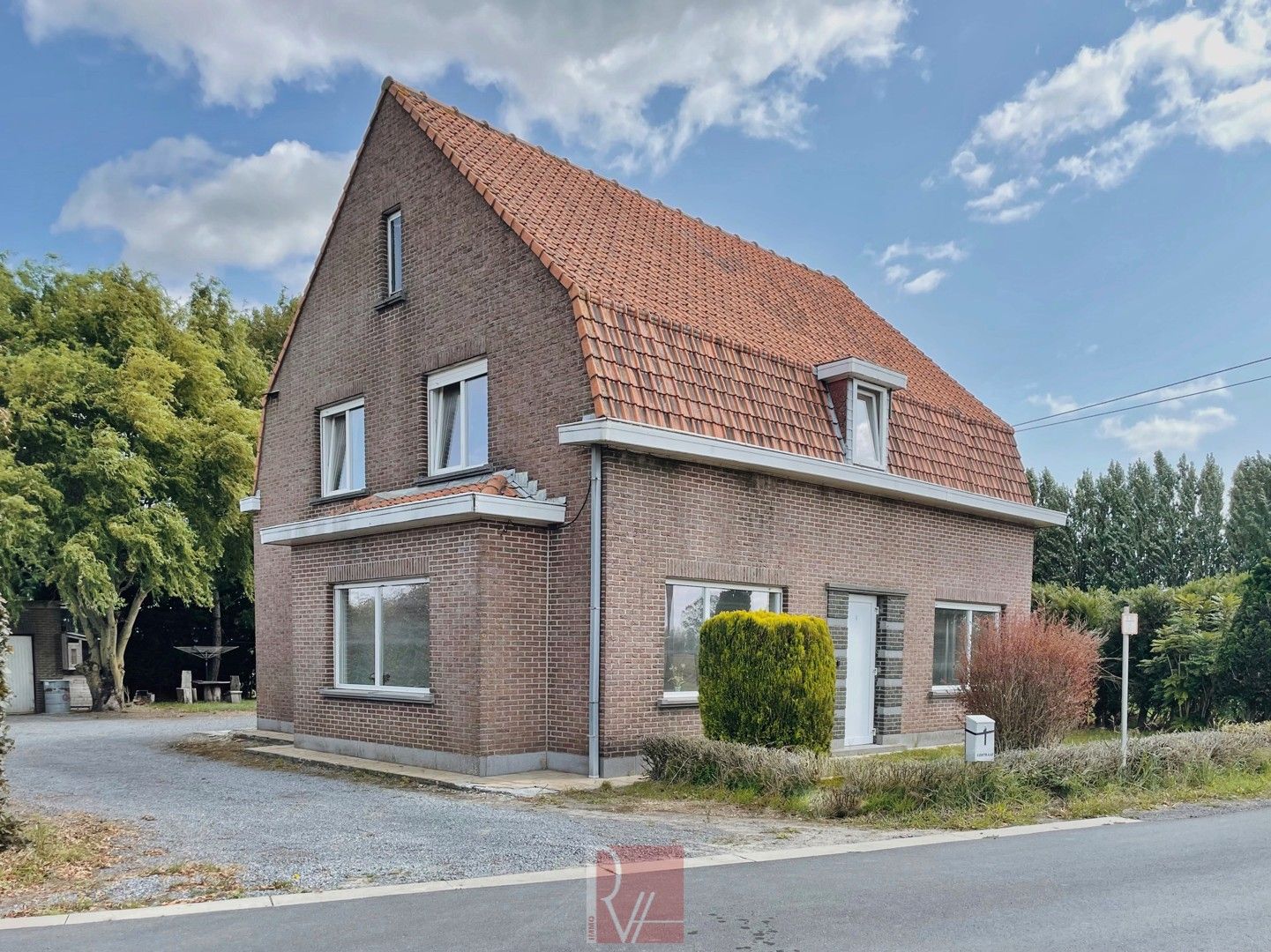 ()=>{if(producerUpdateValueVersion(node),producerAccessed(node),node.value===ERRORED)throw node.error;return node.value} Lostraat 1 - 8760 Tielt
