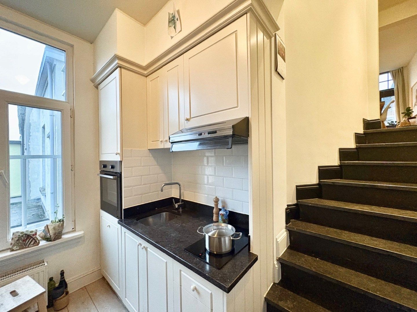 Gezellige studio in een rustige straat vlak bij het centrum foto 4