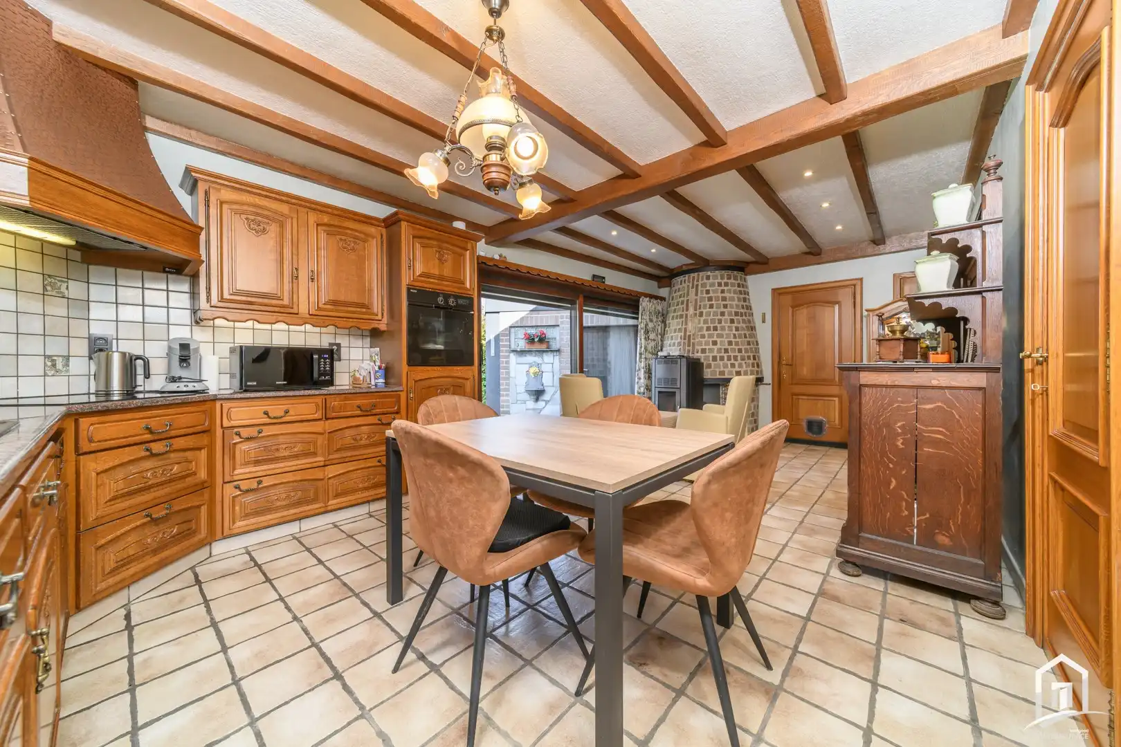 Karaktervol herenhuis met 4 slaapkamers te Haaltert foto 8