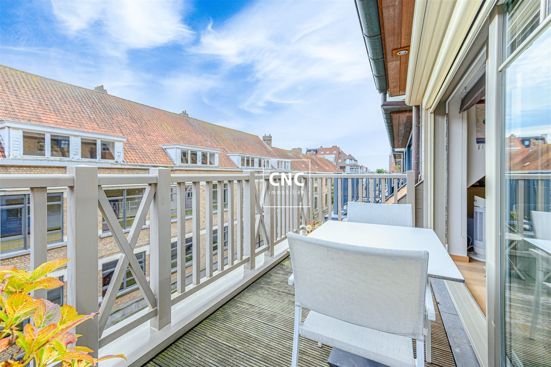 Lichtrijke duplex met twee terrassen in centrum Knokke foto 10