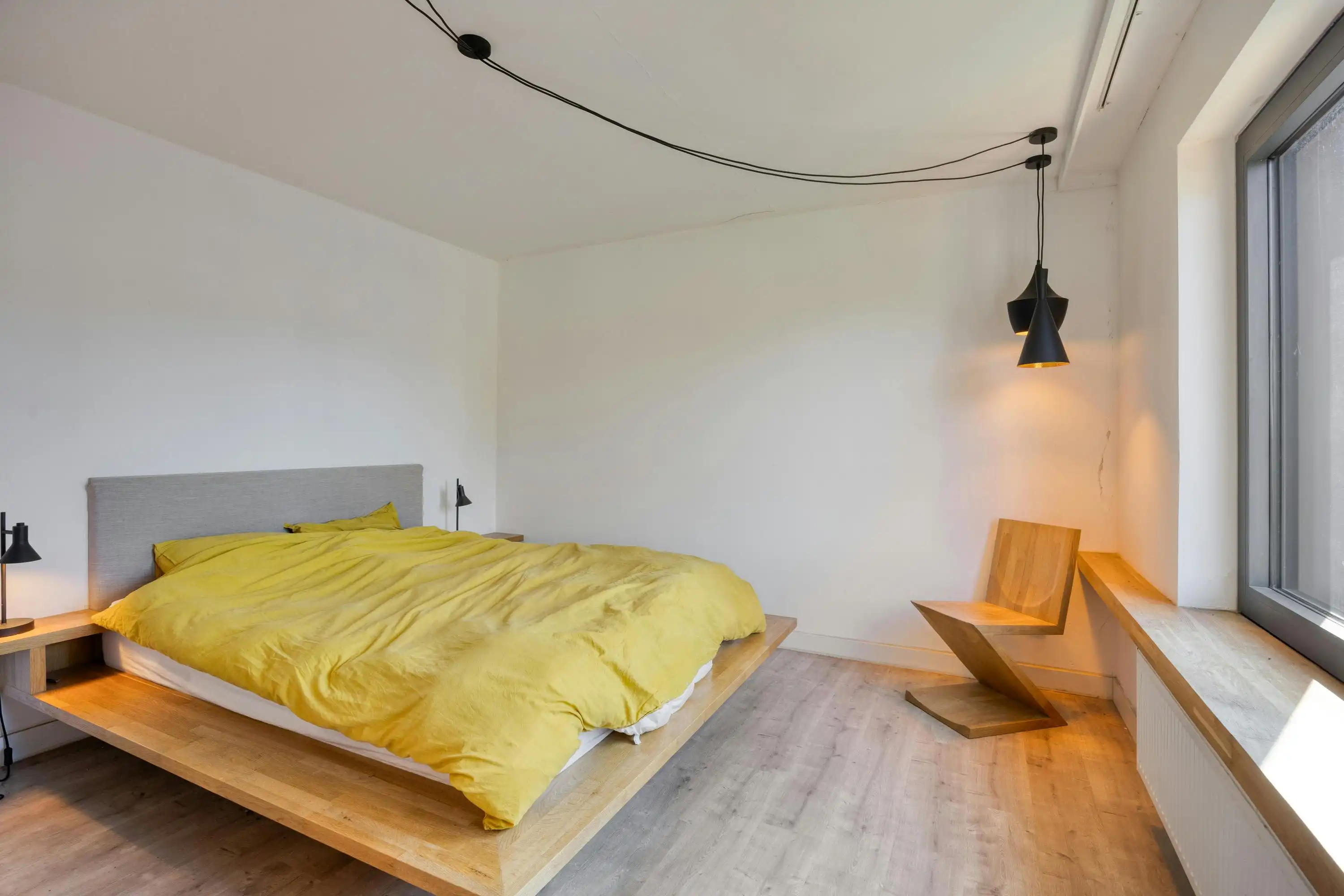 Unieke stadswoning met terras, atelier en garage te koop foto 7