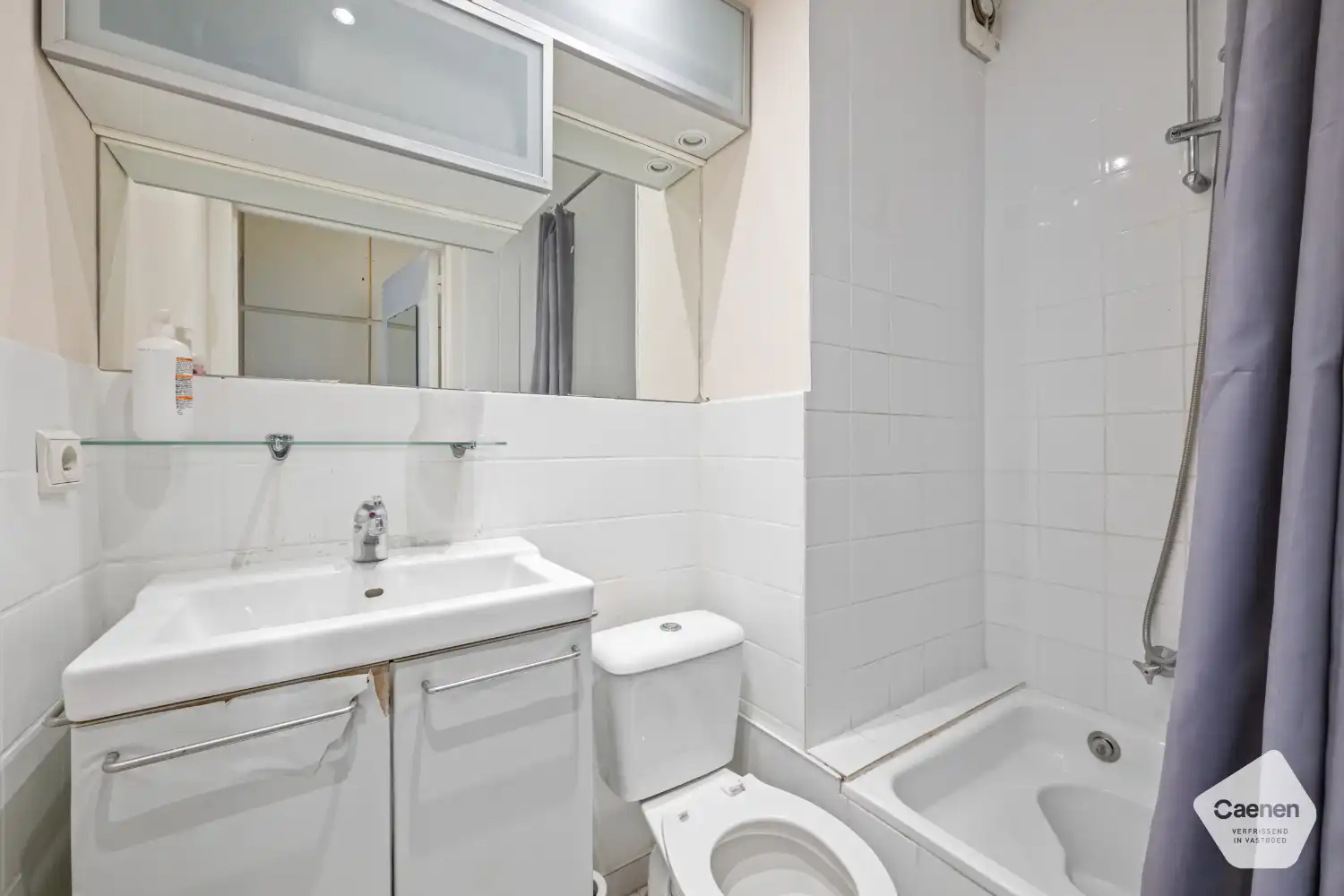 Instapklare studio op een uitstekende locatie foto 9