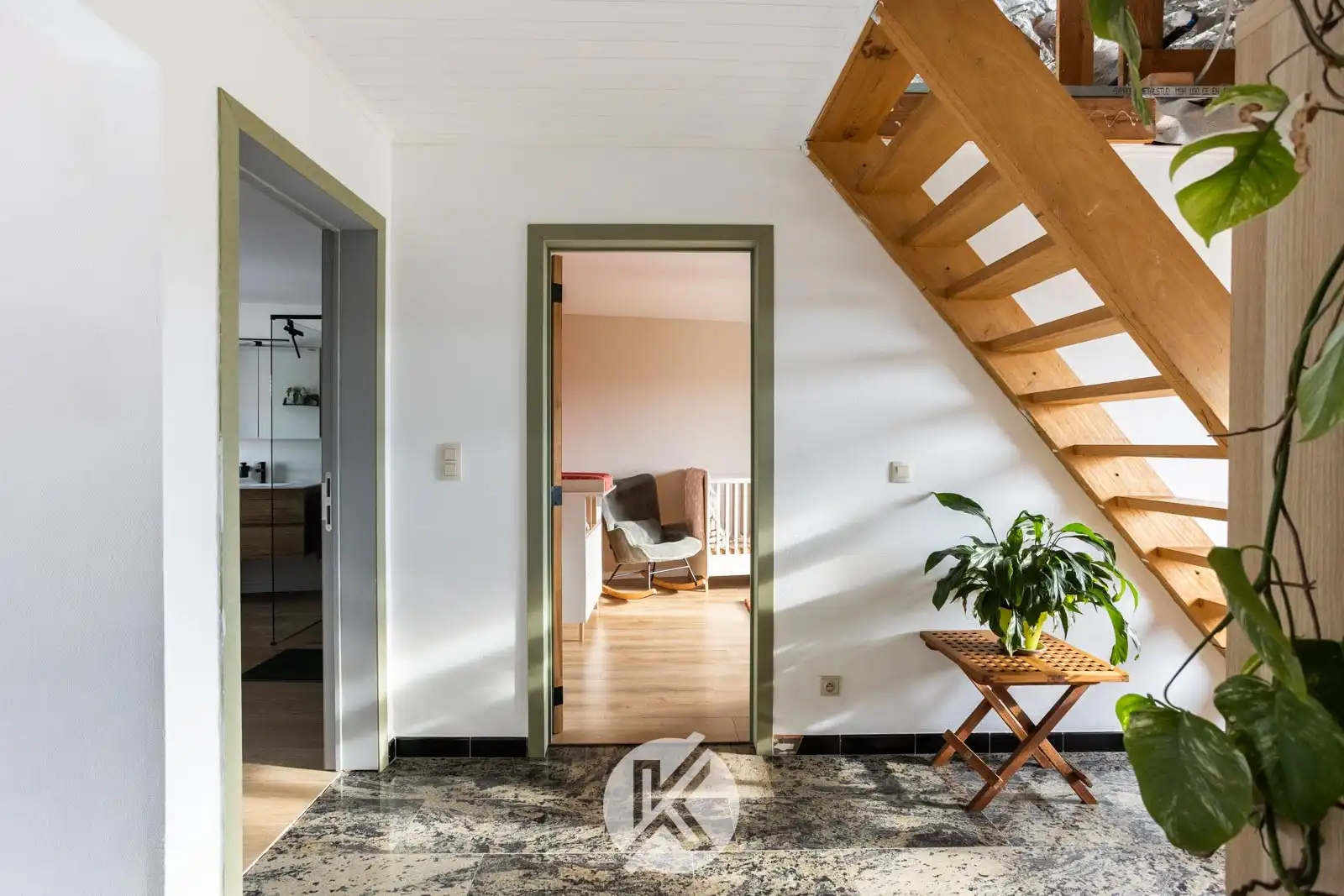 Centraal gelegen woning op een perceel van 10 are foto 13