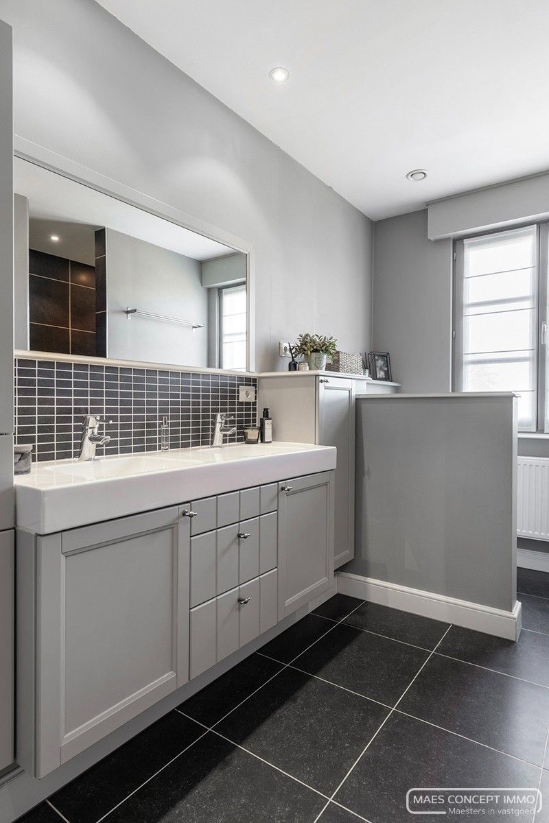 Instapklare woning met 4 slaapkamers in Zulte foto 15