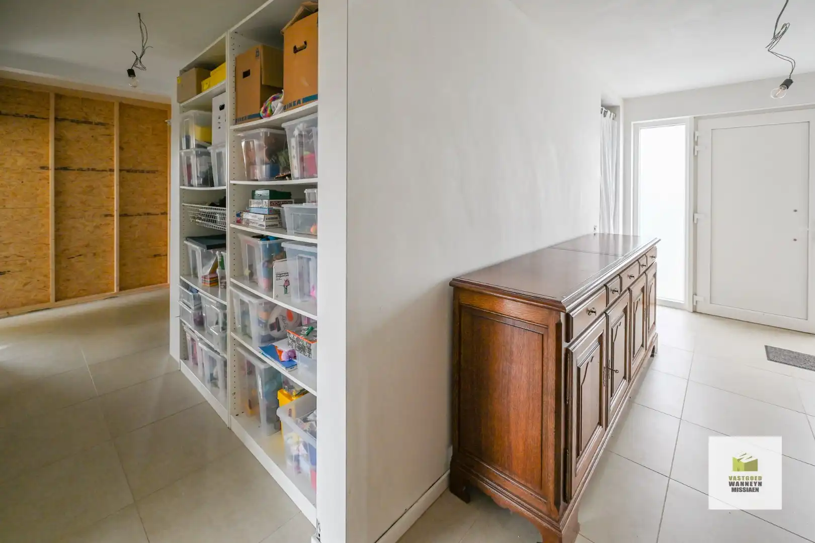 Gerenoveerde woning met 3slpk, garage en tuin op 648m2 foto 6