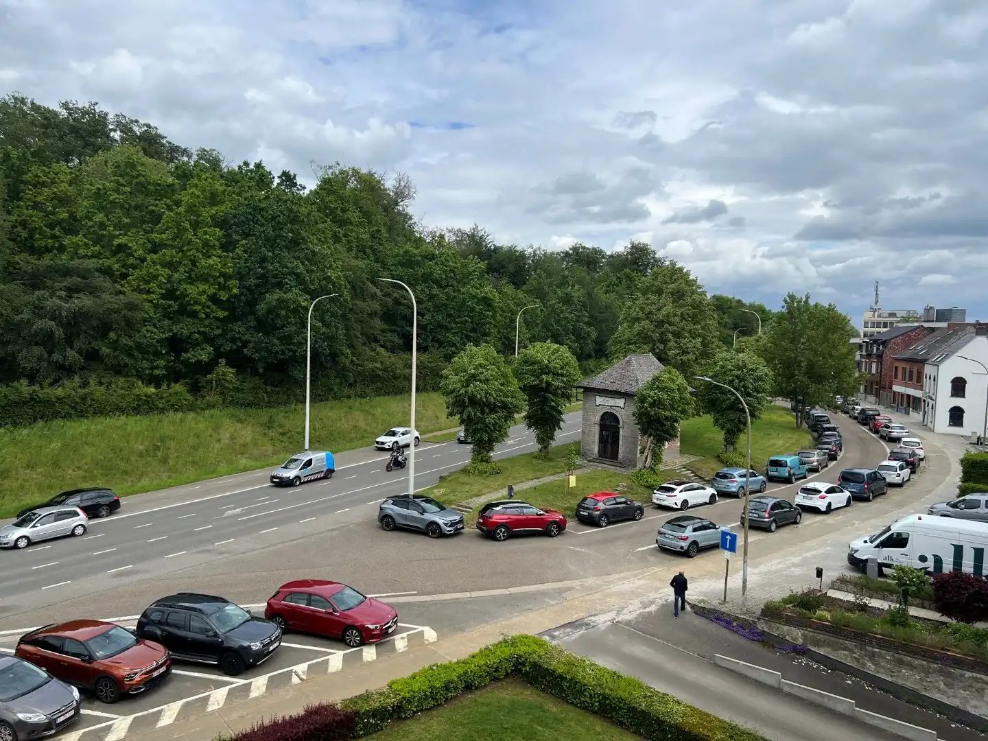 Appartement te Diest : 2 slpks, terras en staanplaats foto 2