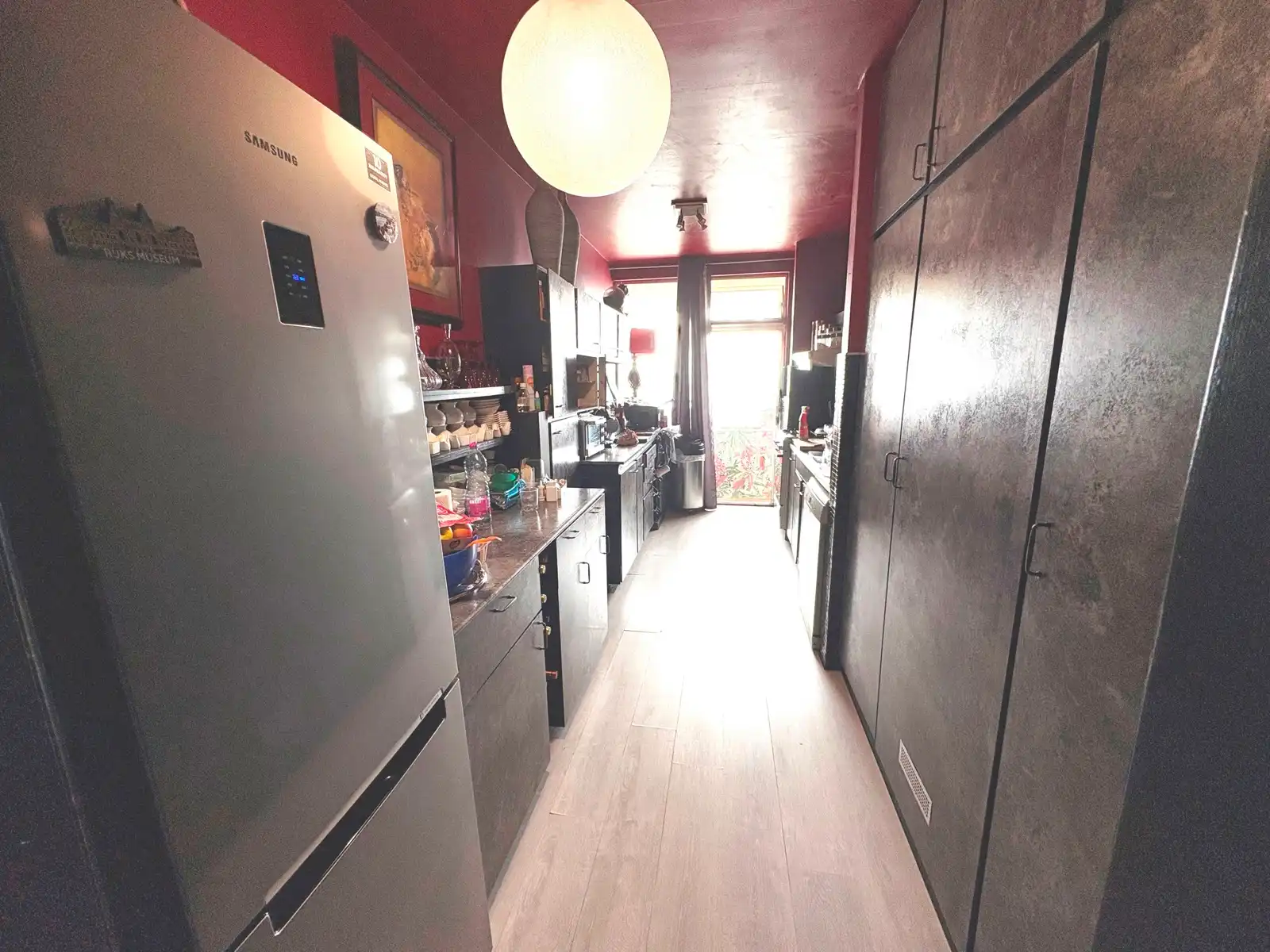 WSB-immo: Ruim, te renoveren appartement met 3 slaapkamers! foto 6