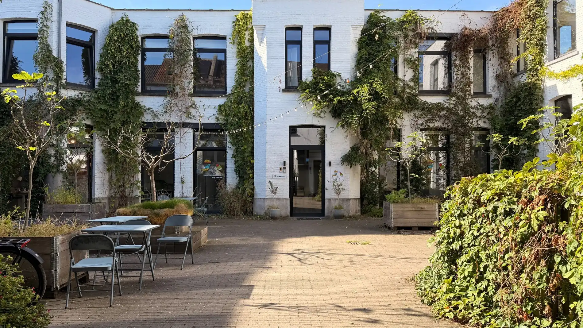 Rustig gelegen kantoren te huur op wandelafstand van station van Berchem foto 17