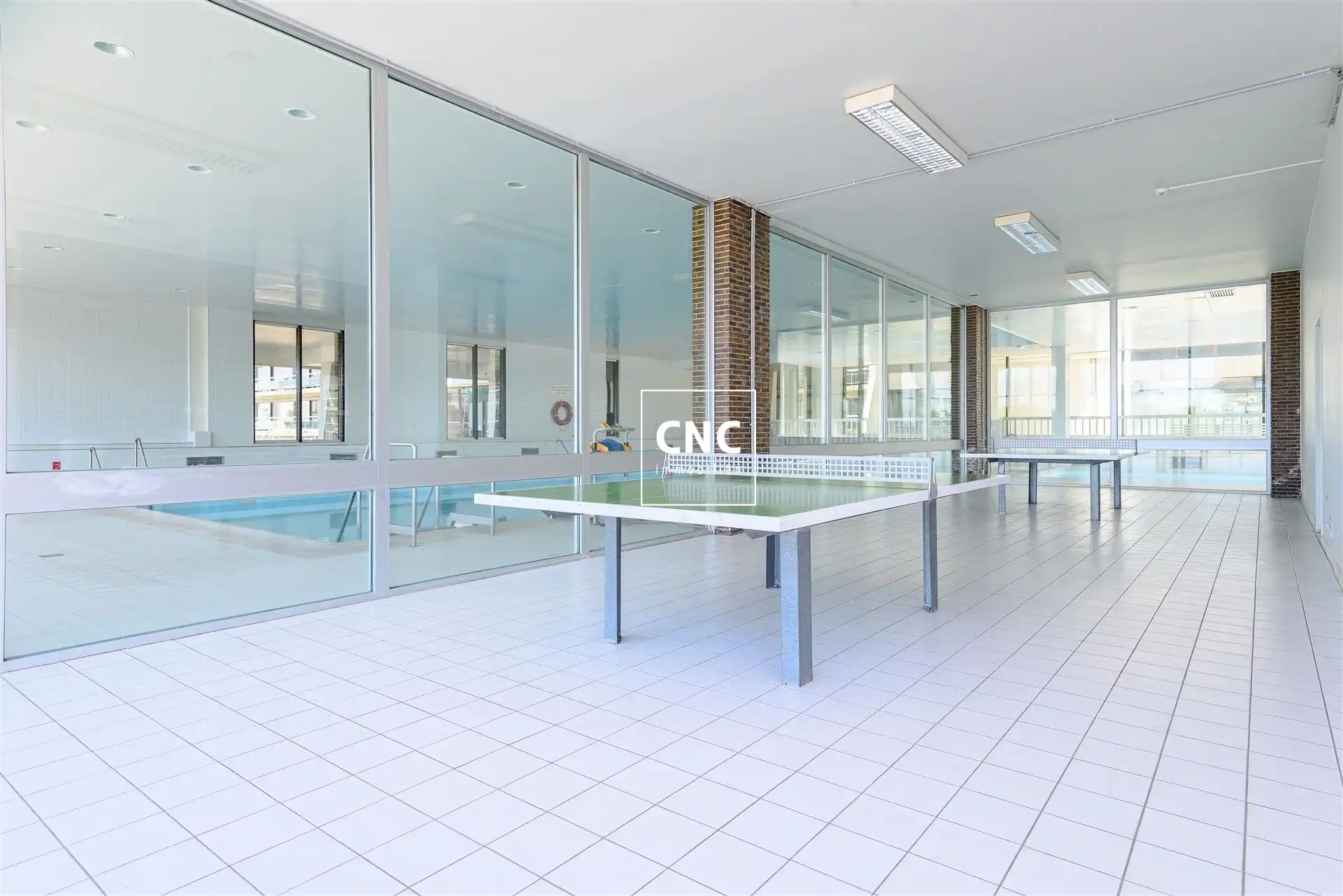 Studio met prachtig open zicht op het meer in Duinbergen foto 17