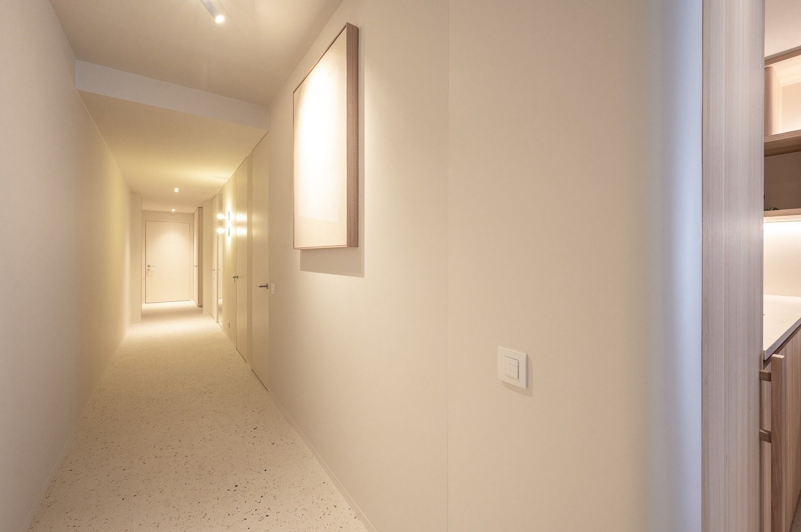 Fantastisch gerenoveerd appartement met adembenemend zeezicht op de zeedijk. foto 17