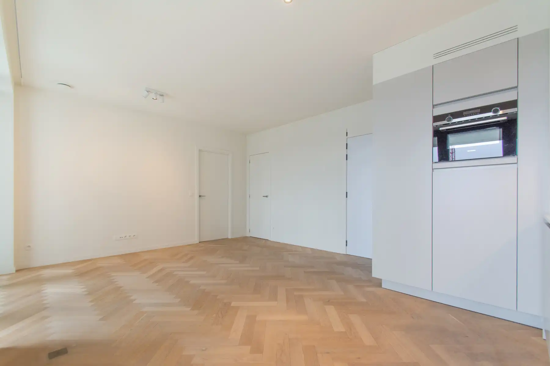 1-slpk app. met terras en zicht op Schelde en binnenpark foto 4