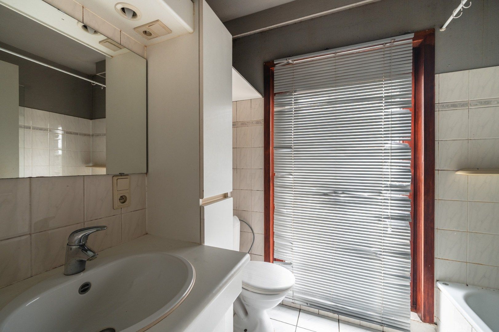 Open bebouwing op 950 m² met 4 kamers en garage foto 19