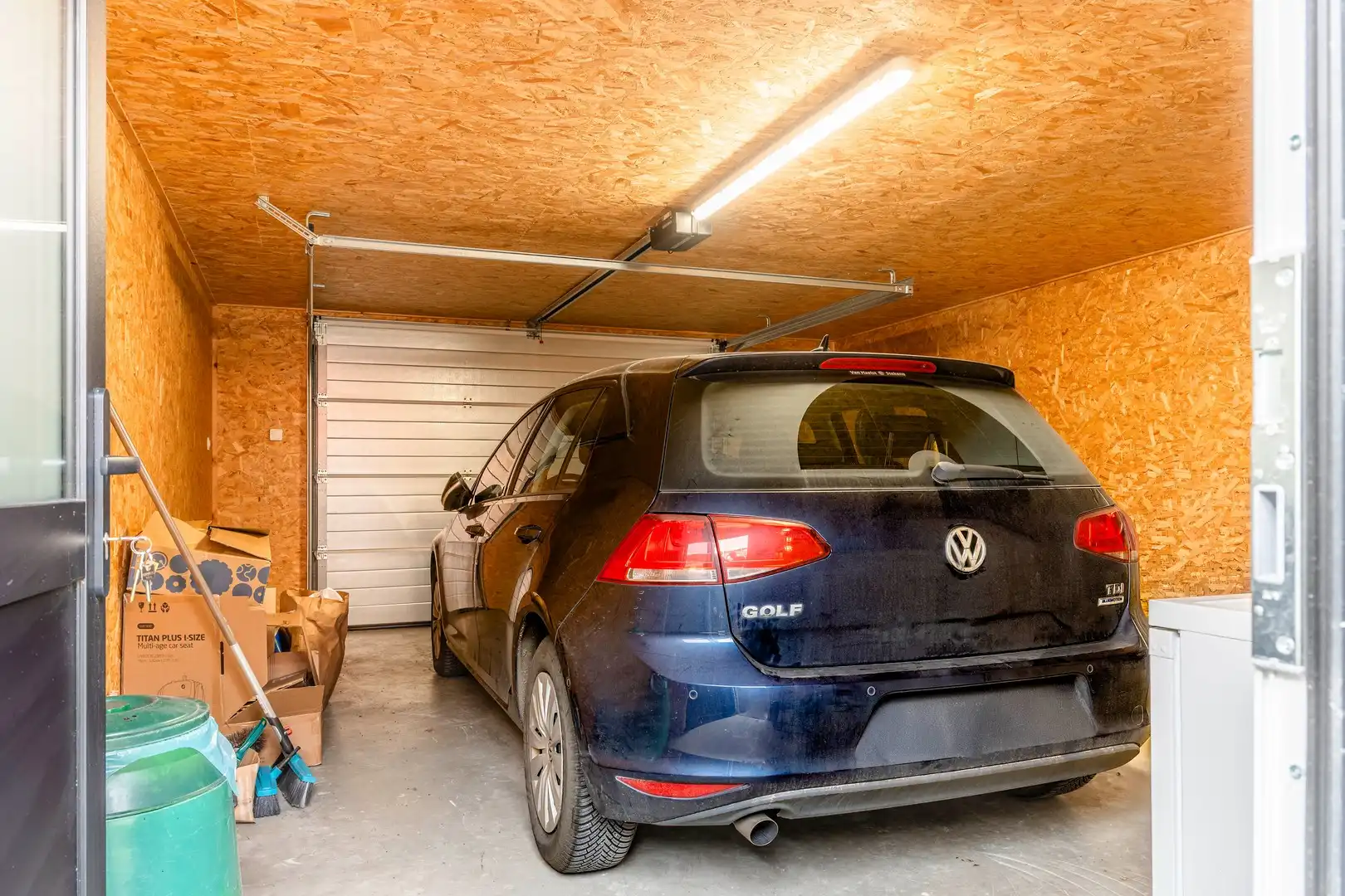 Gelijkvloers appartement met tuin en garagebox. foto 25