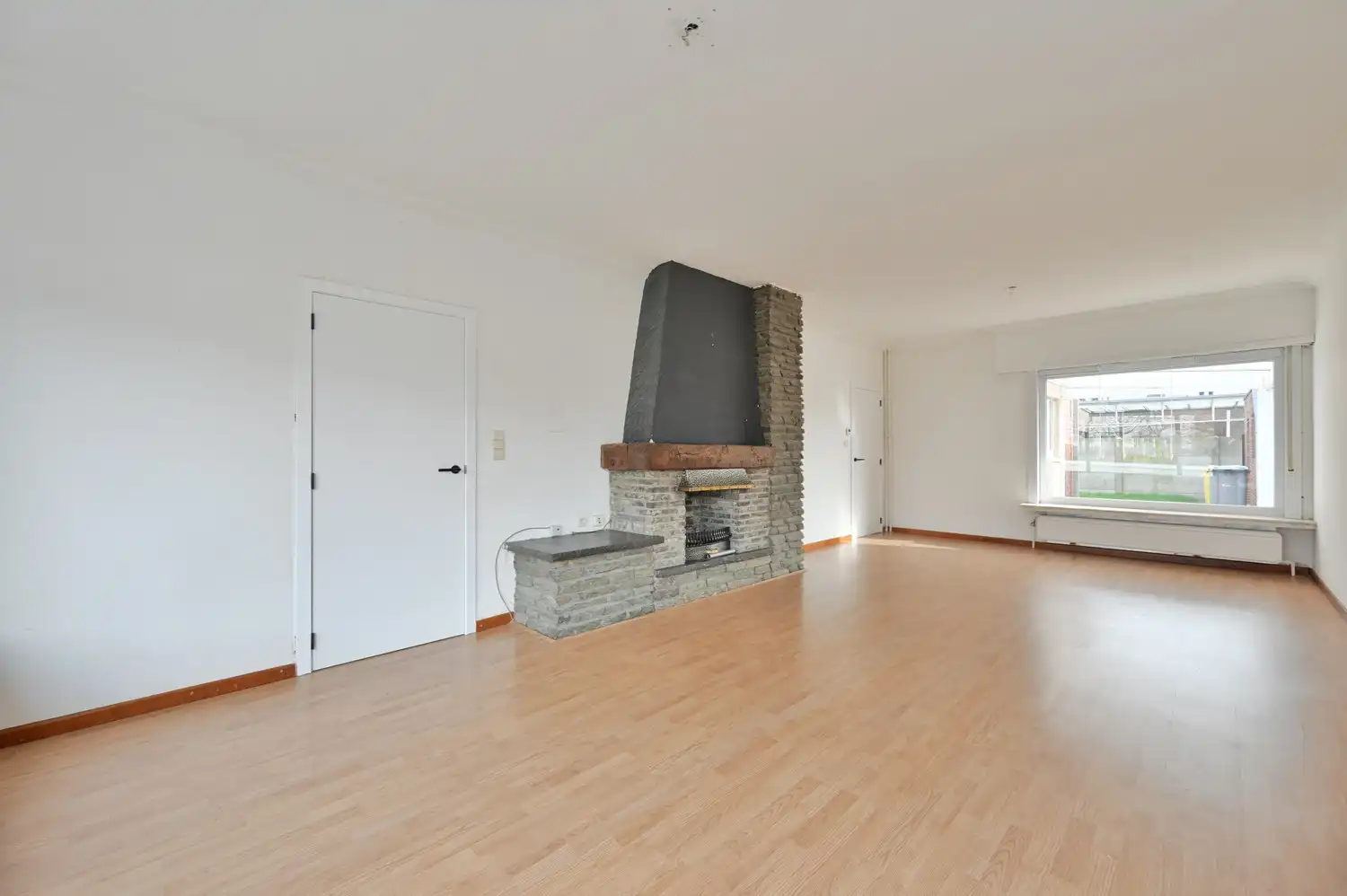 Instapklare gezinswoning met 3 slpk en gezellige stadstuin foto 2