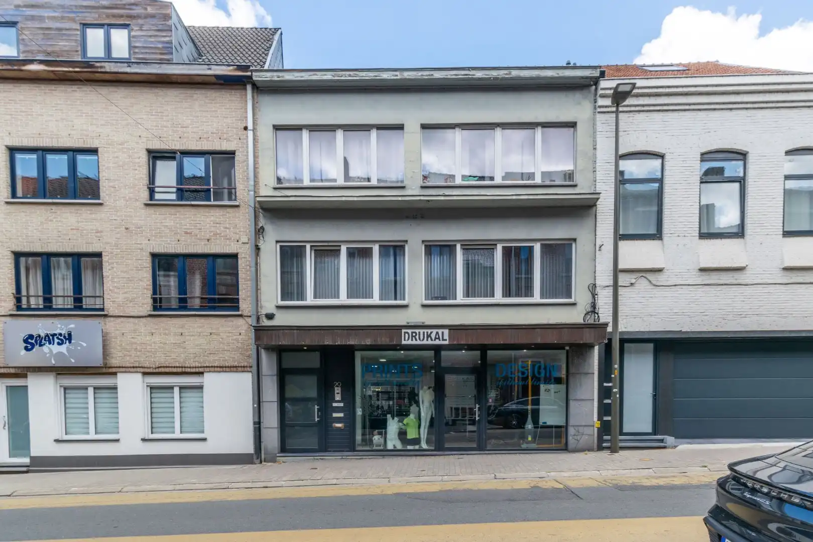 INSTAPKLAAR HANDELS-/KANTOORGELIJKVLOERS (334m²) foto 2