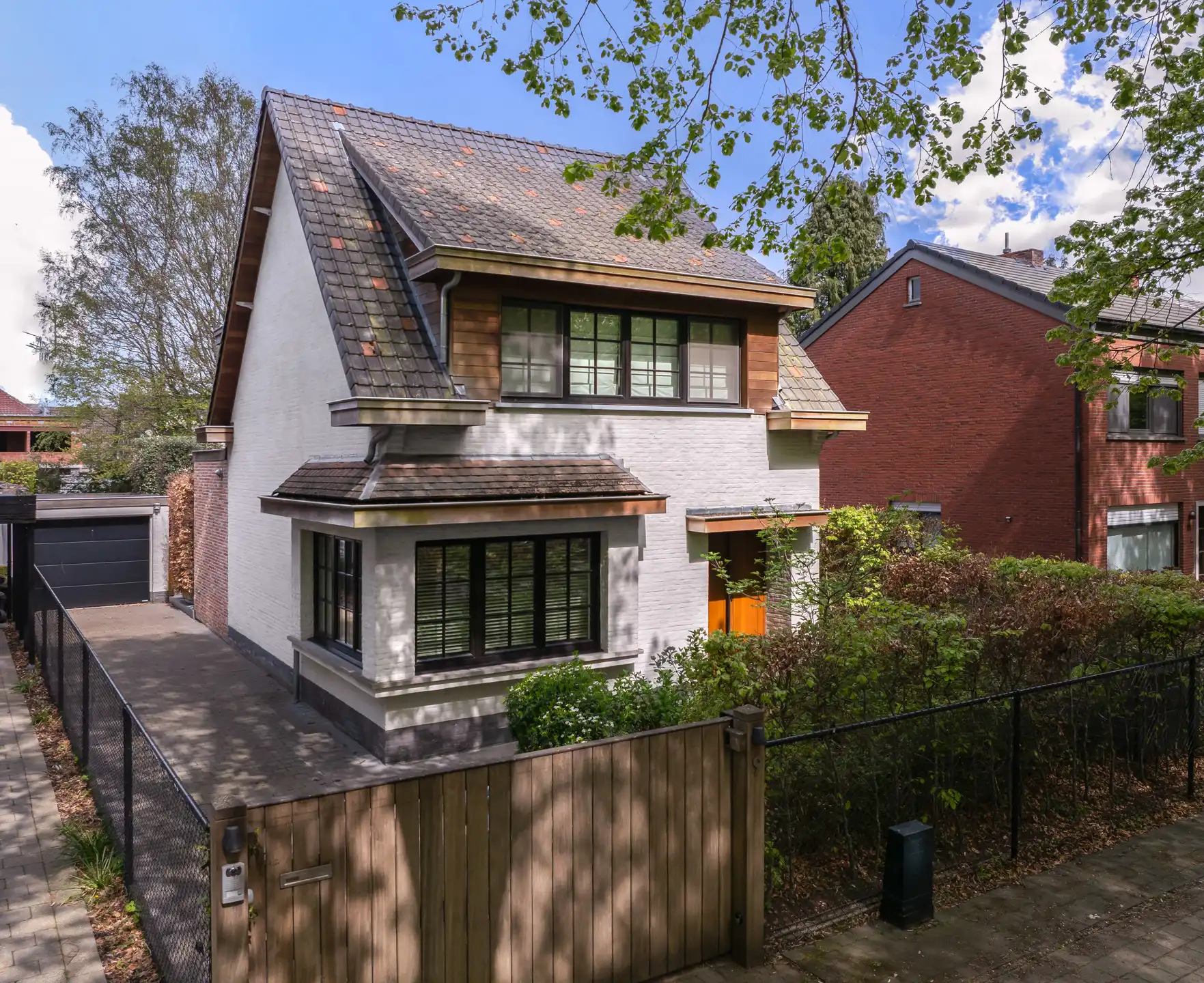 Stijlvolle woning in groene toplocatie nabij het centrum foto 2